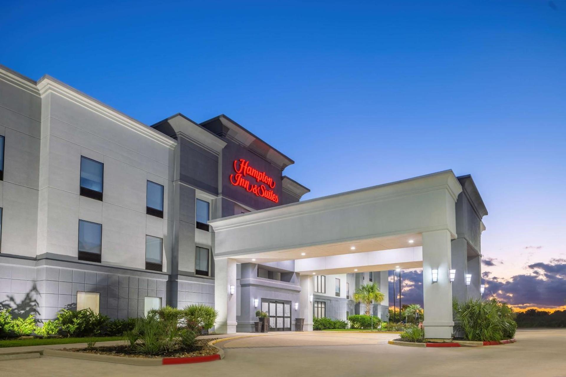 Hampton Inn & Suites Brenham photo 4