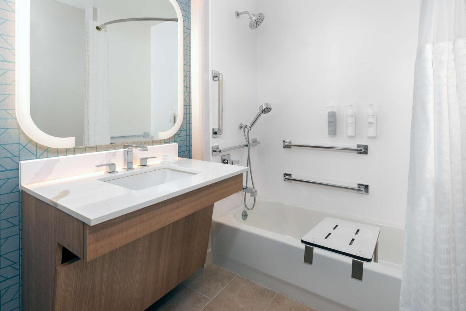 Homewood Suites by Hilton Buffalo/Airport photo 22