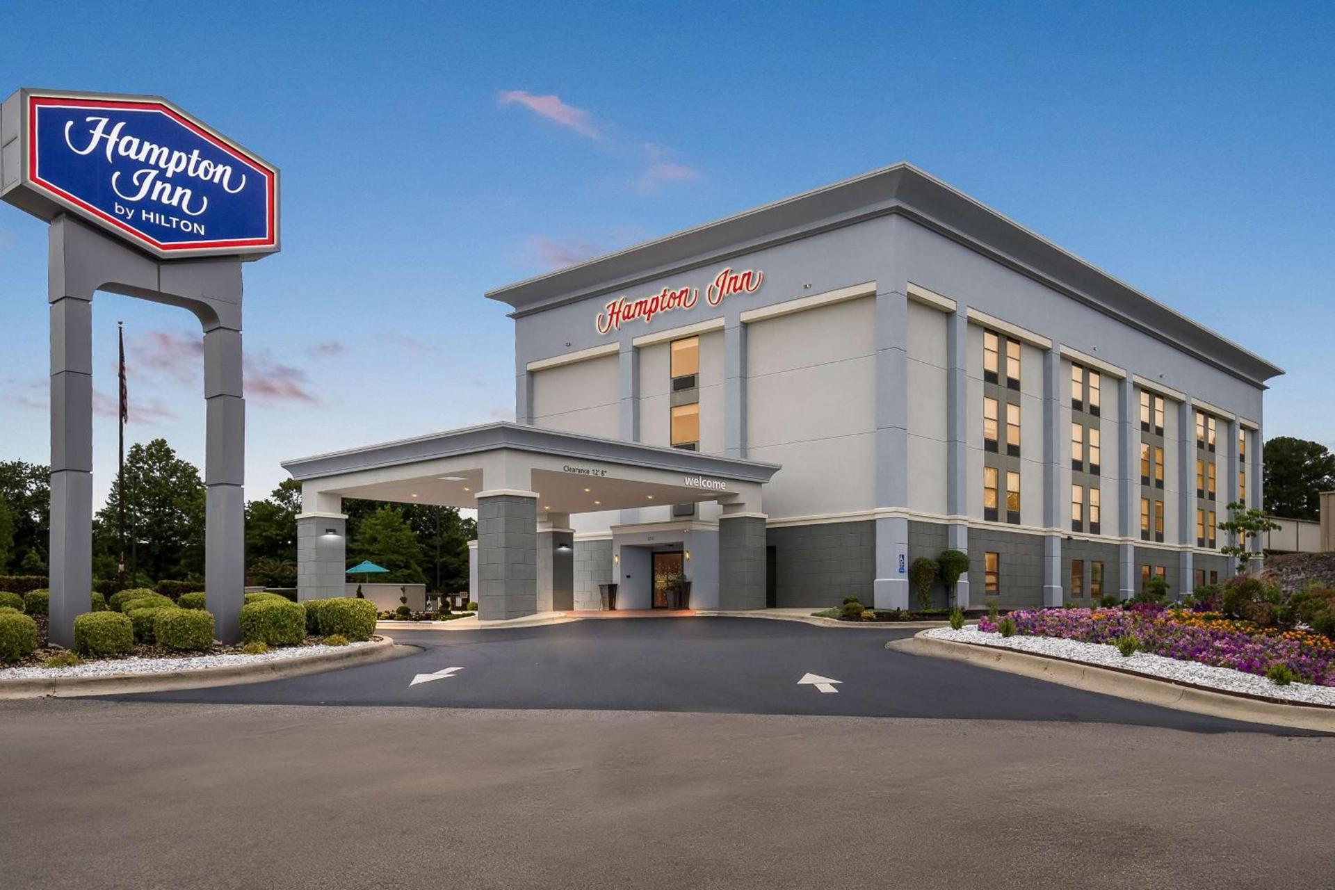 Hampton Inn Florence Midtown near University of North Alabama photo 8
