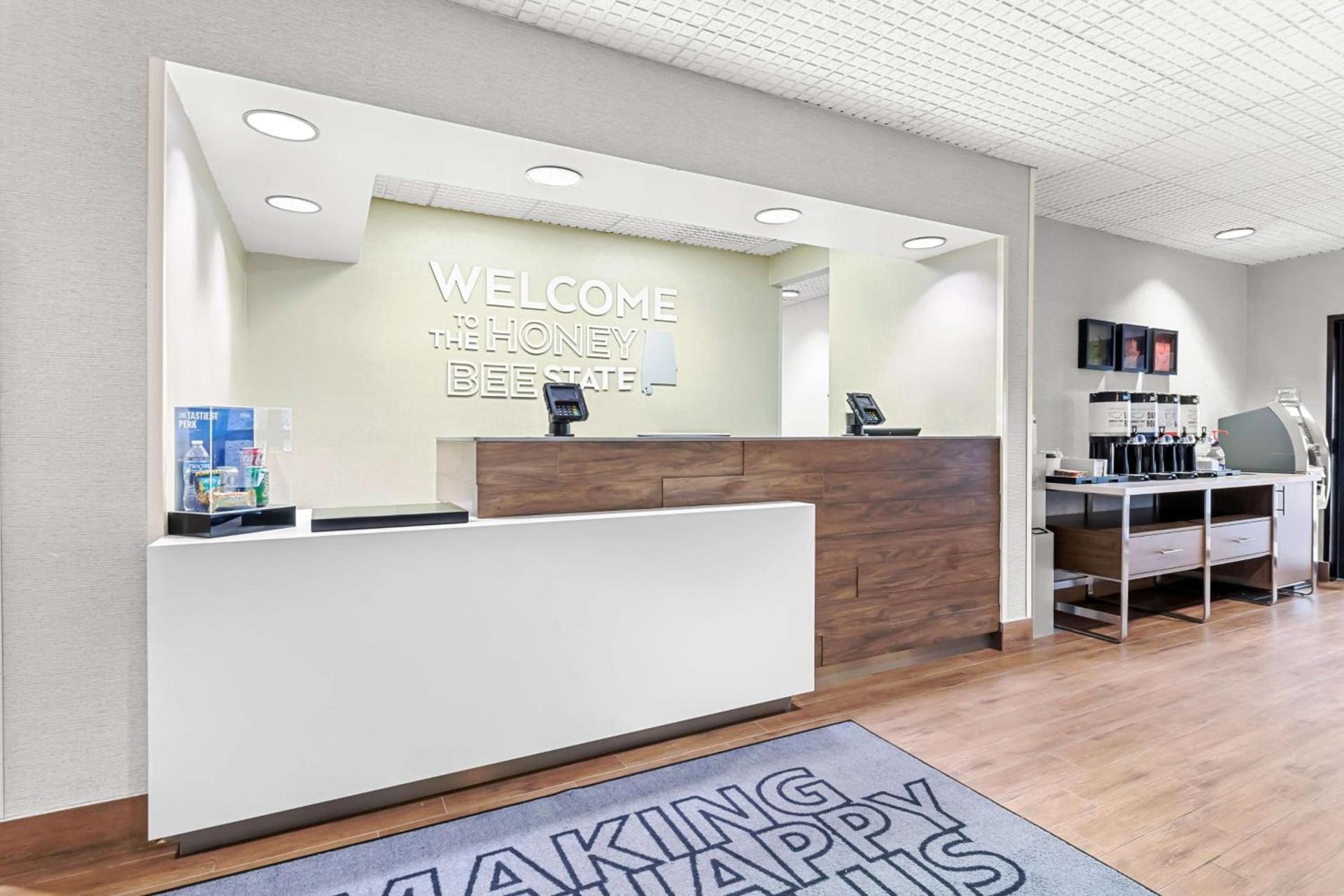 Hampton Inn Florence Midtown near University of North Alabama photo 9