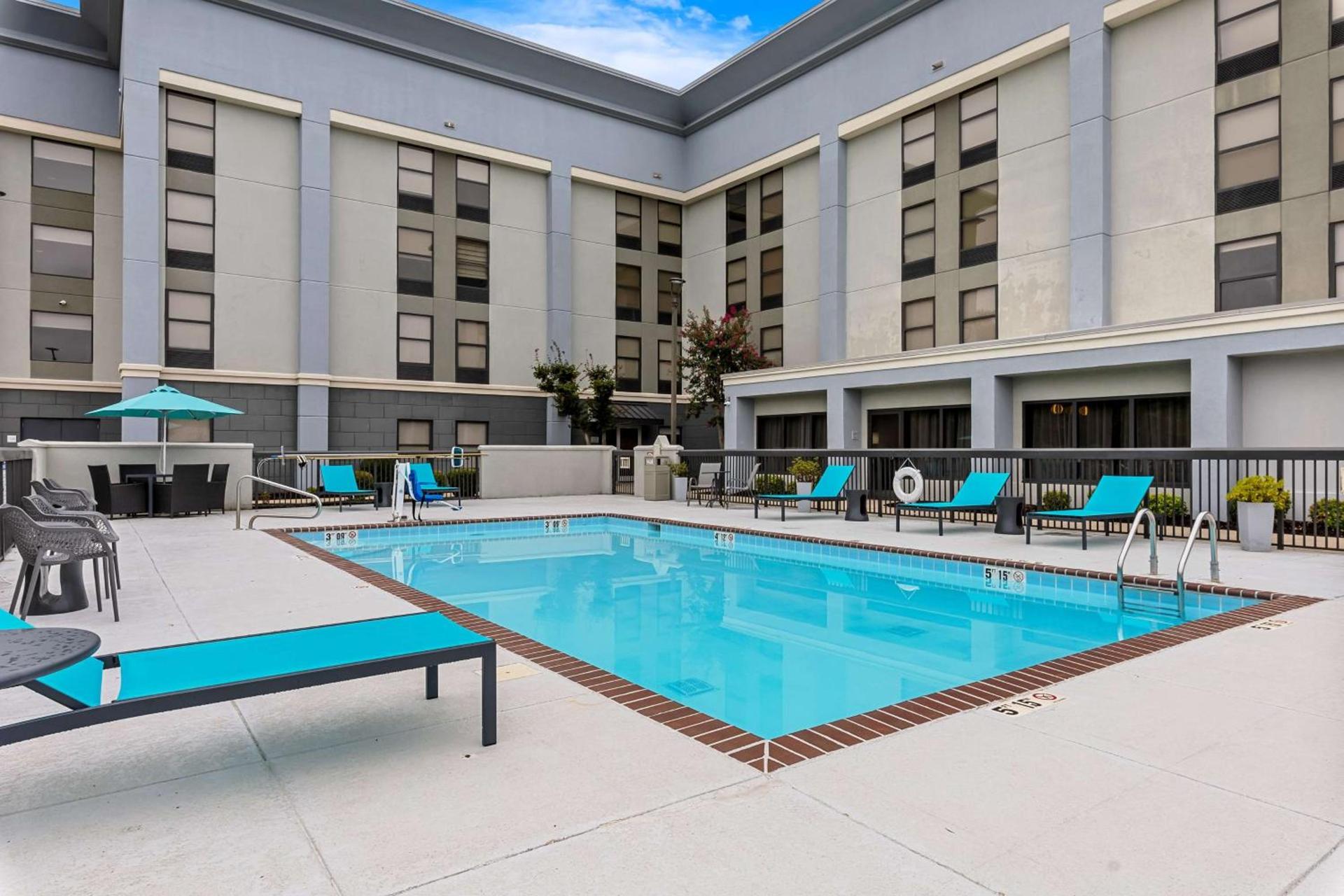 Hampton Inn Florence Midtown near University of North Alabama photo 11