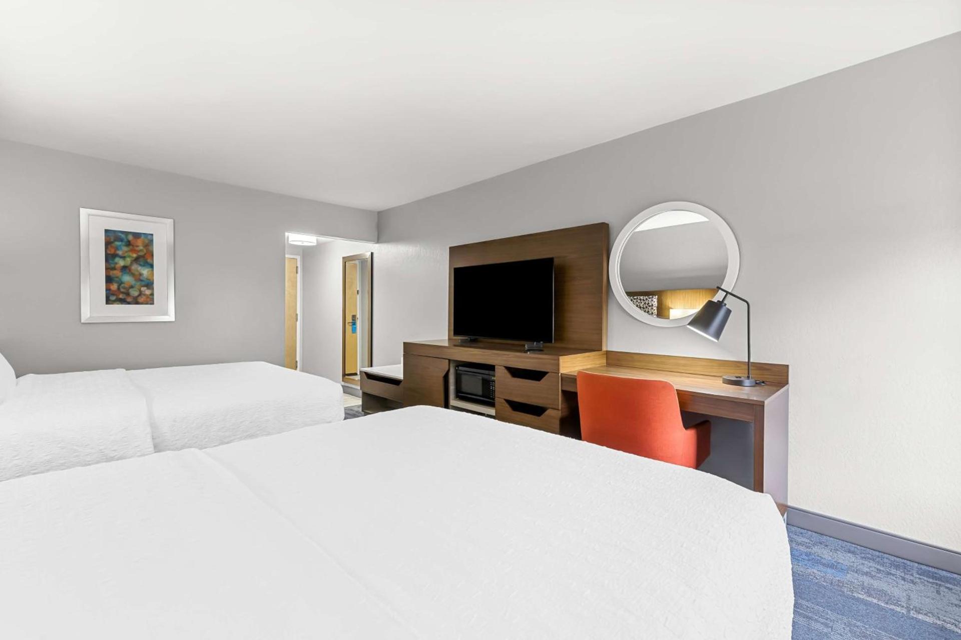 Hampton Inn Florence Midtown near University of North Alabama photo 30