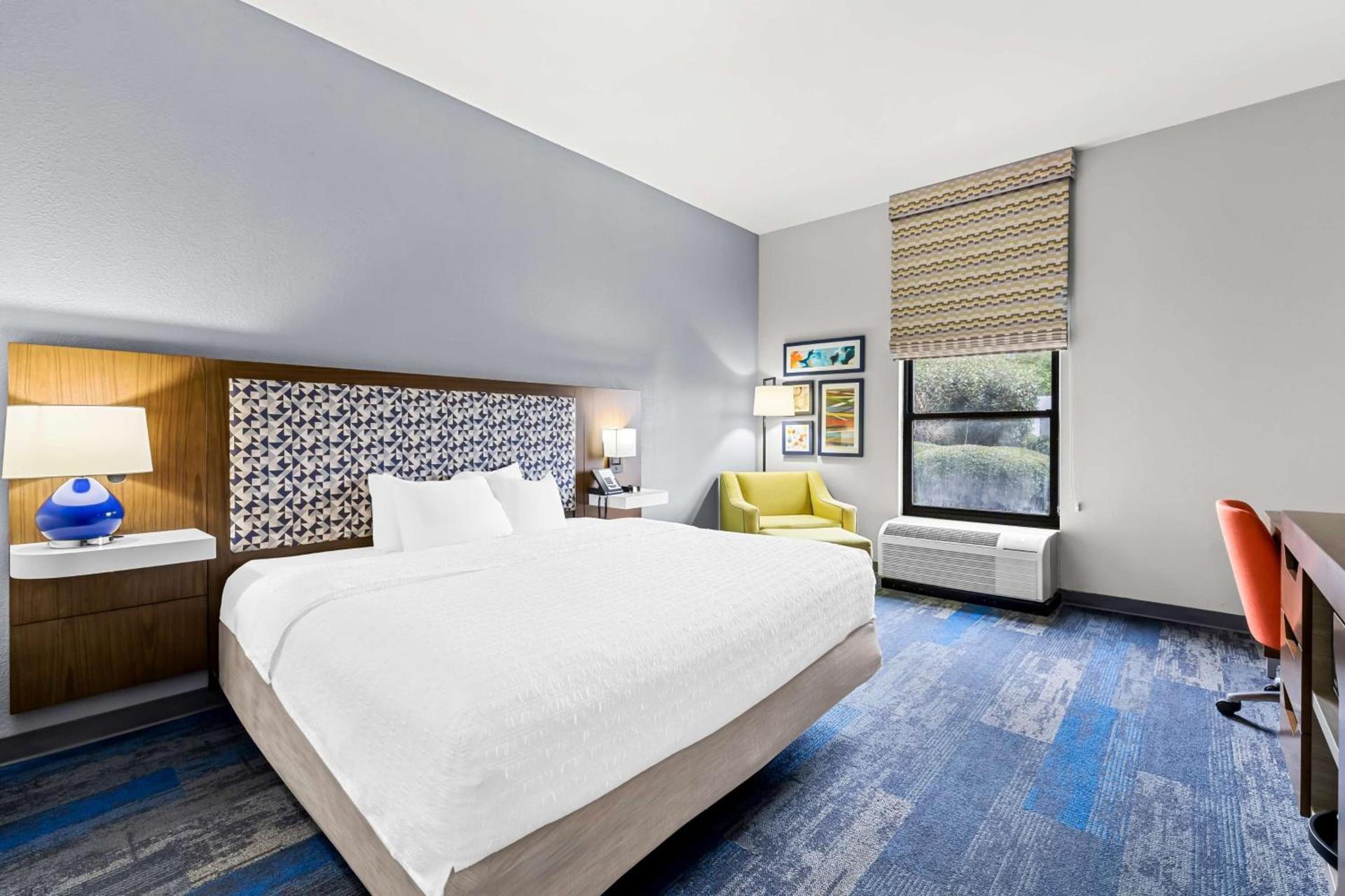 Hampton Inn Florence Midtown near University of North Alabama photo 39