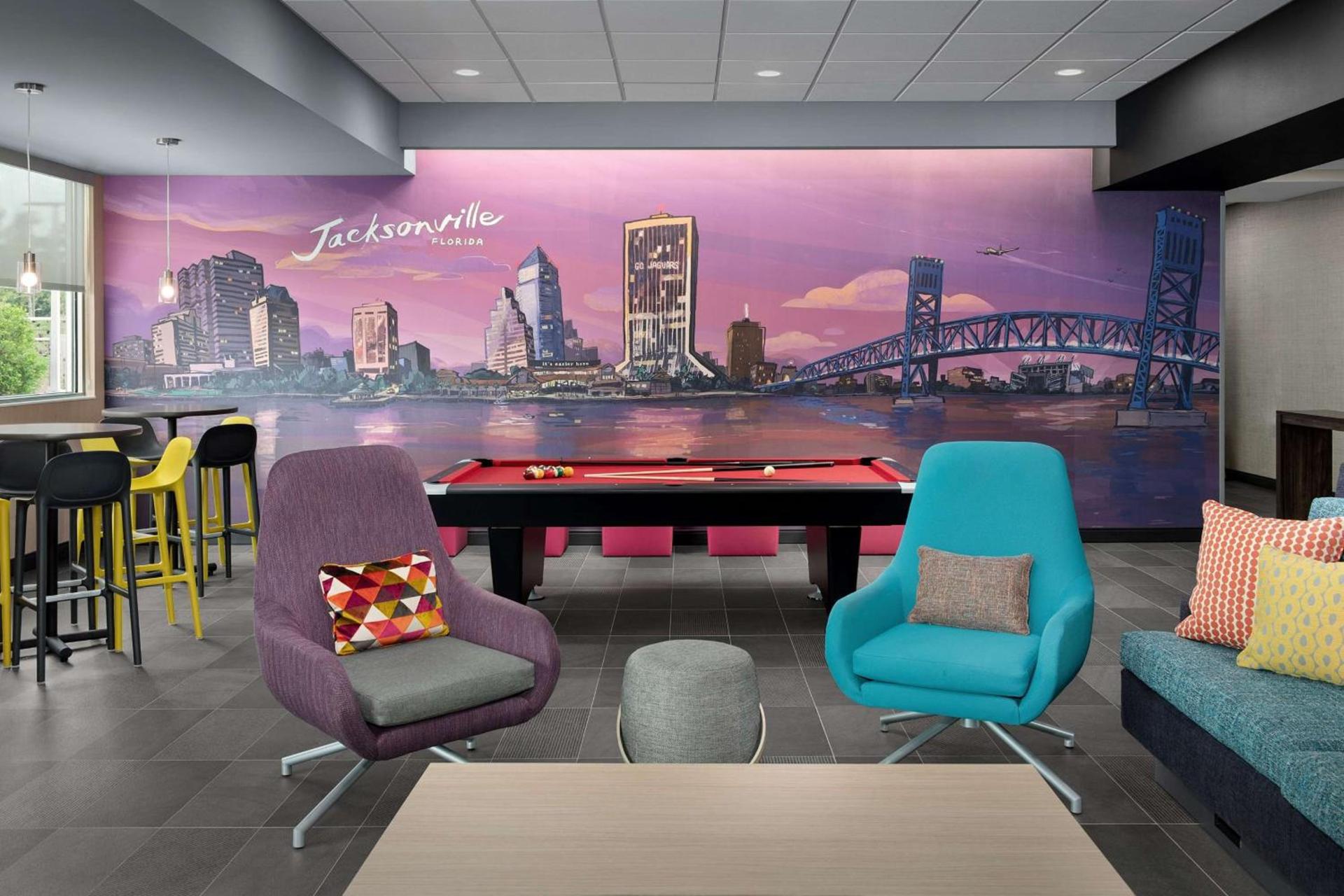 Tru By Hilton Jacksonville Airport photo 10
