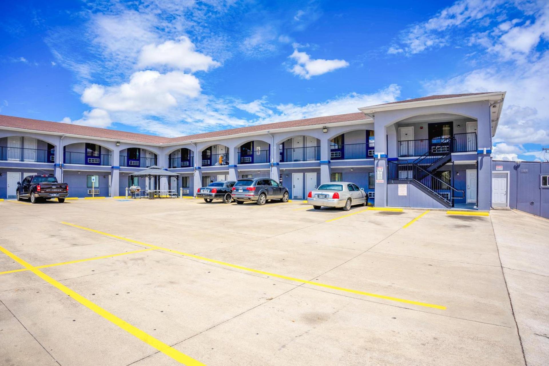 High Five Inn By OYO Killeen photo 6