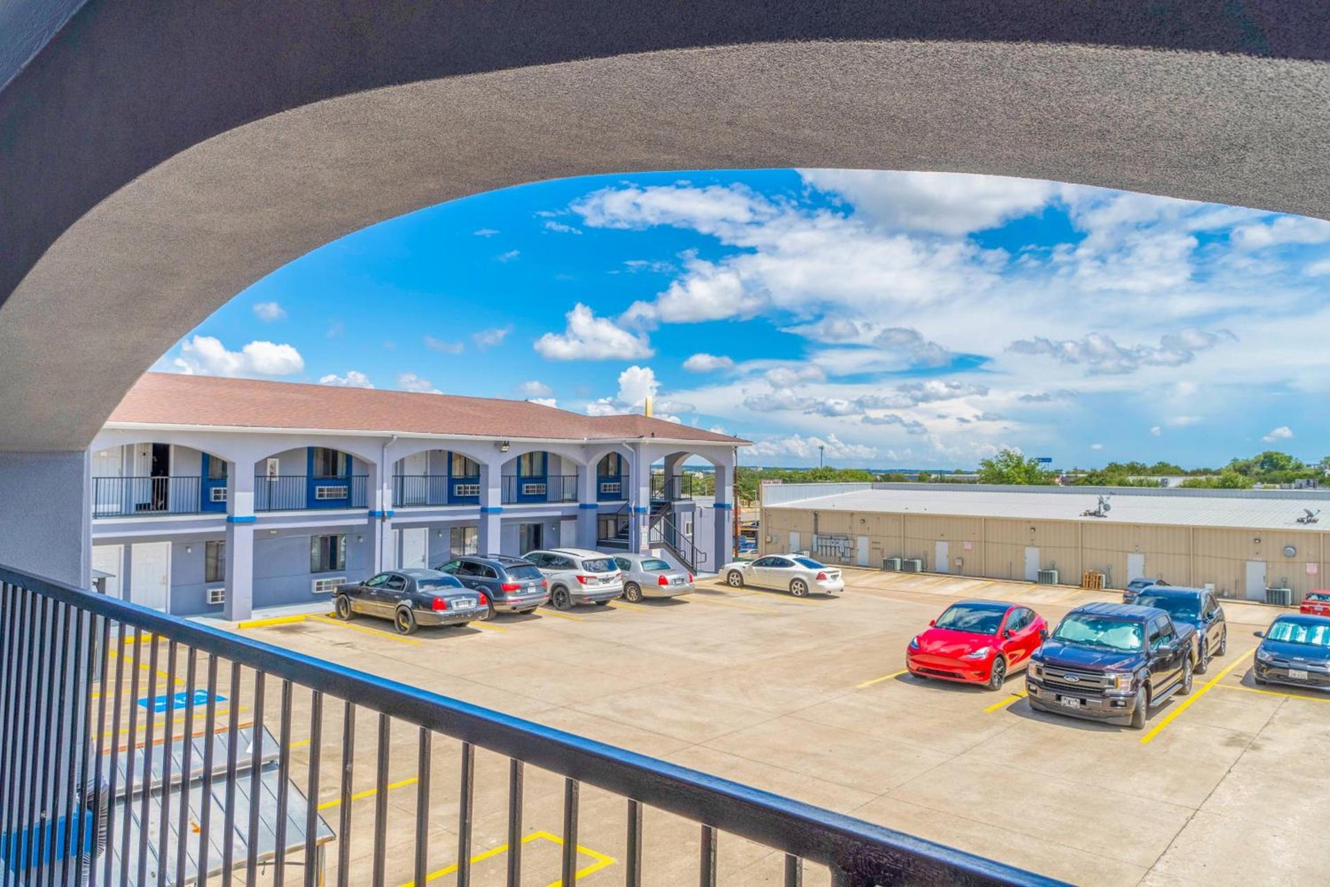 High Five Inn By OYO Killeen photo 8