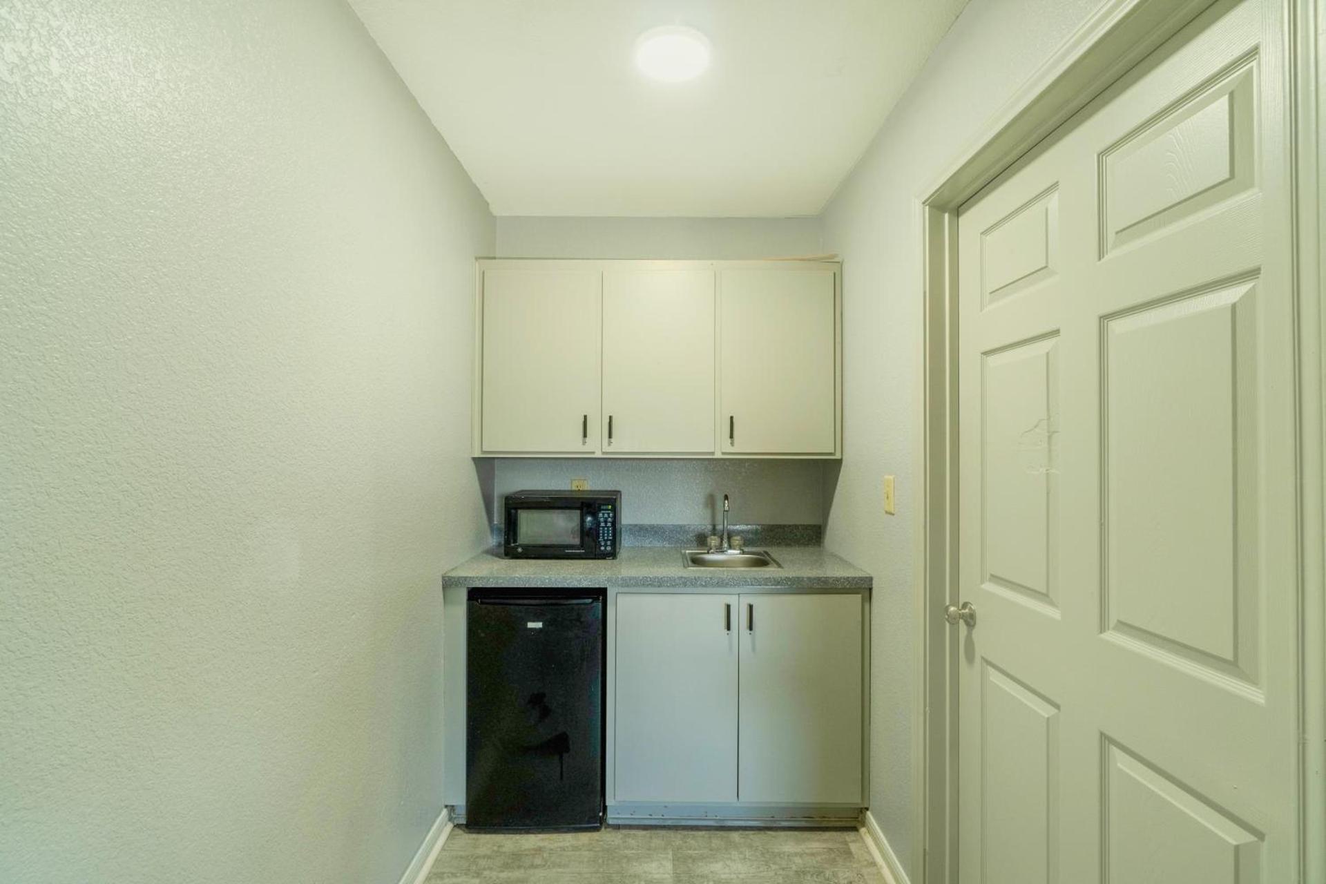 High Five Inn By OYO Killeen photo 26