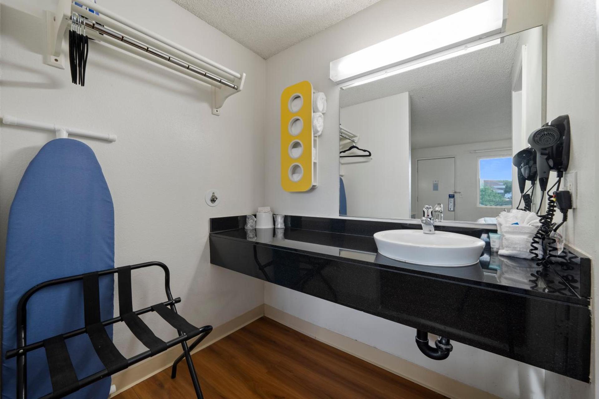 Motel 6 Clarkston WA photo 56