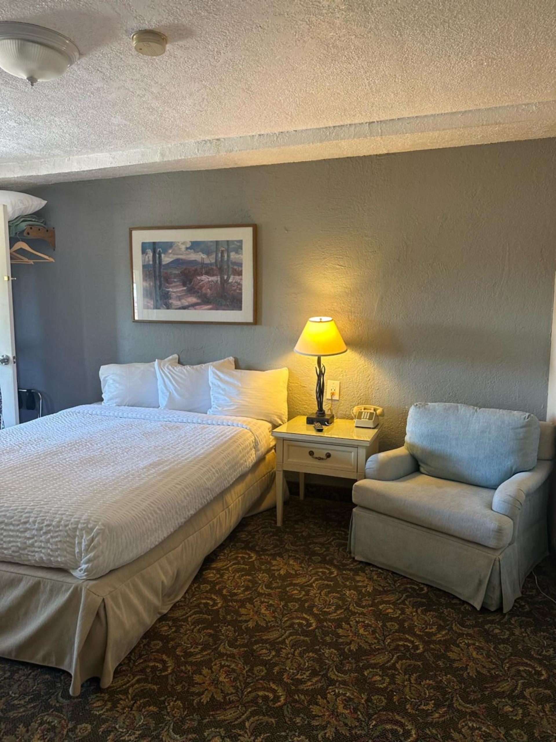 Mexican Hat Lodge photo 17