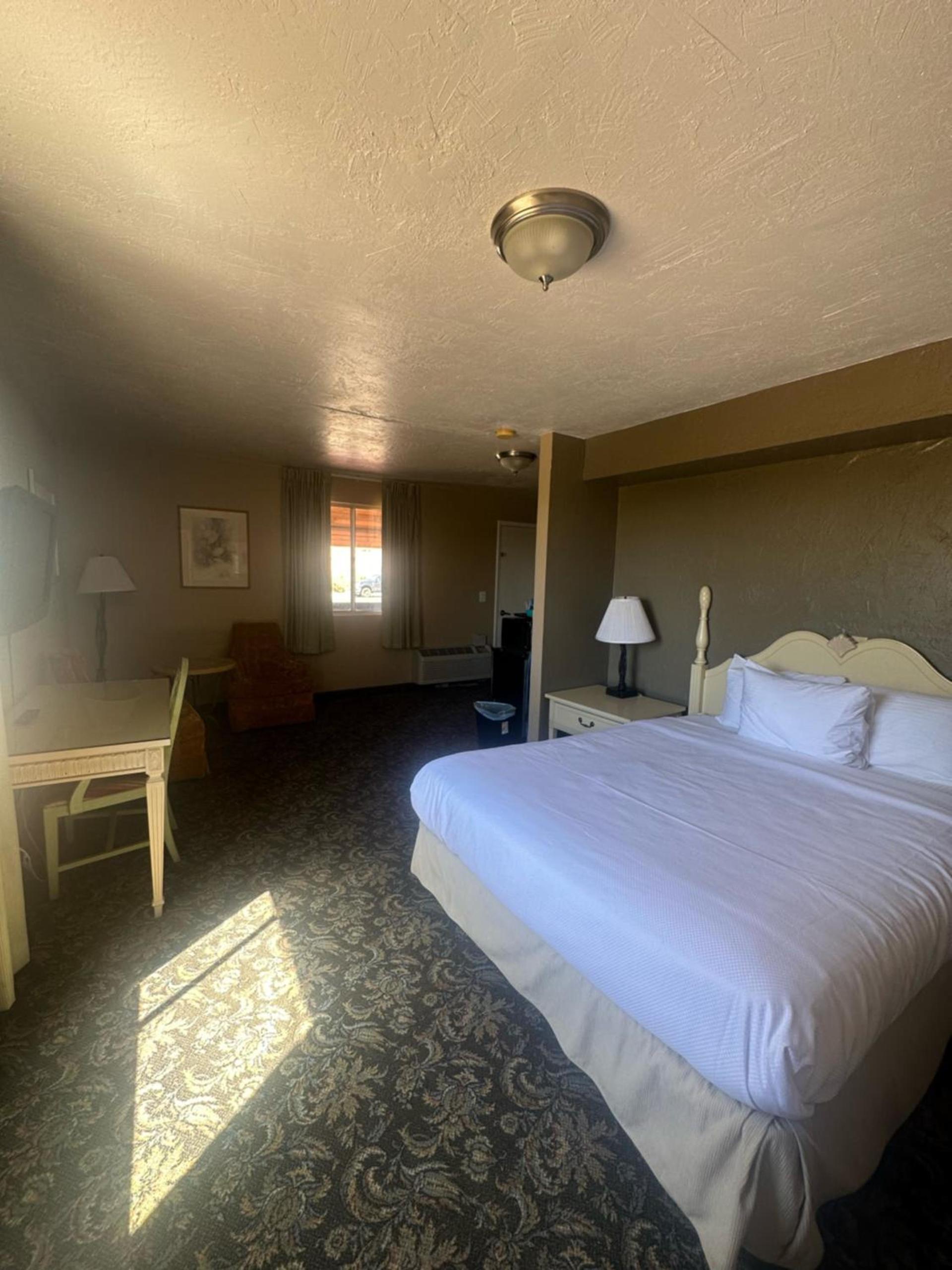 Mexican Hat Lodge photo 24