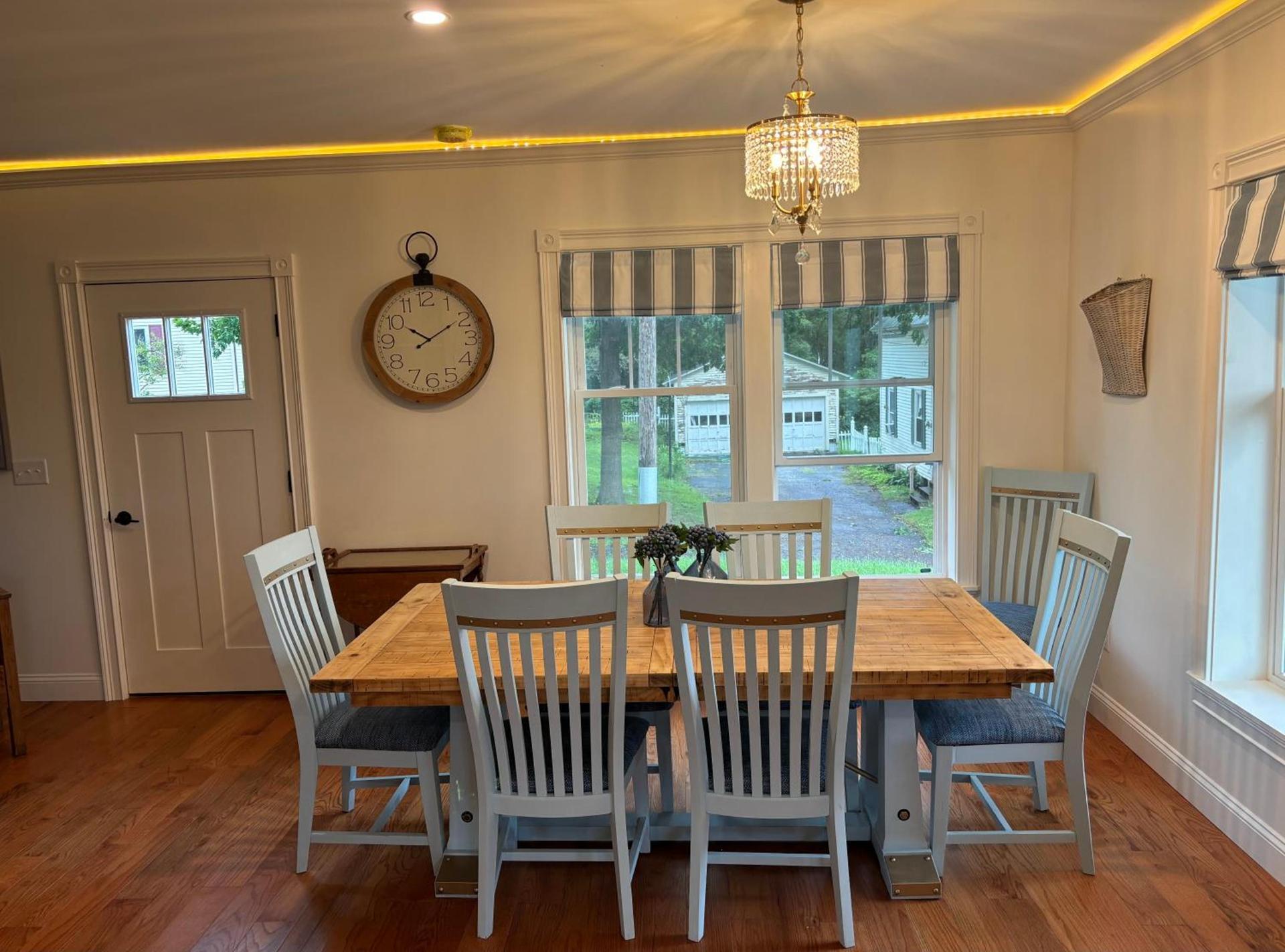 Gray's Manor - Lake Memphremagog photo 3