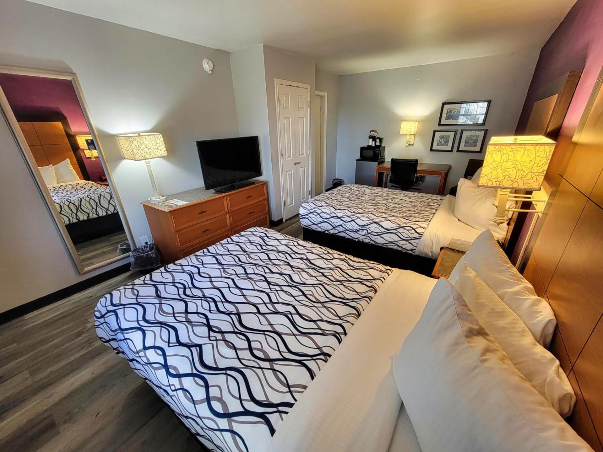 Travelodge by Wyndham Amarillo West Medical Center photo 22