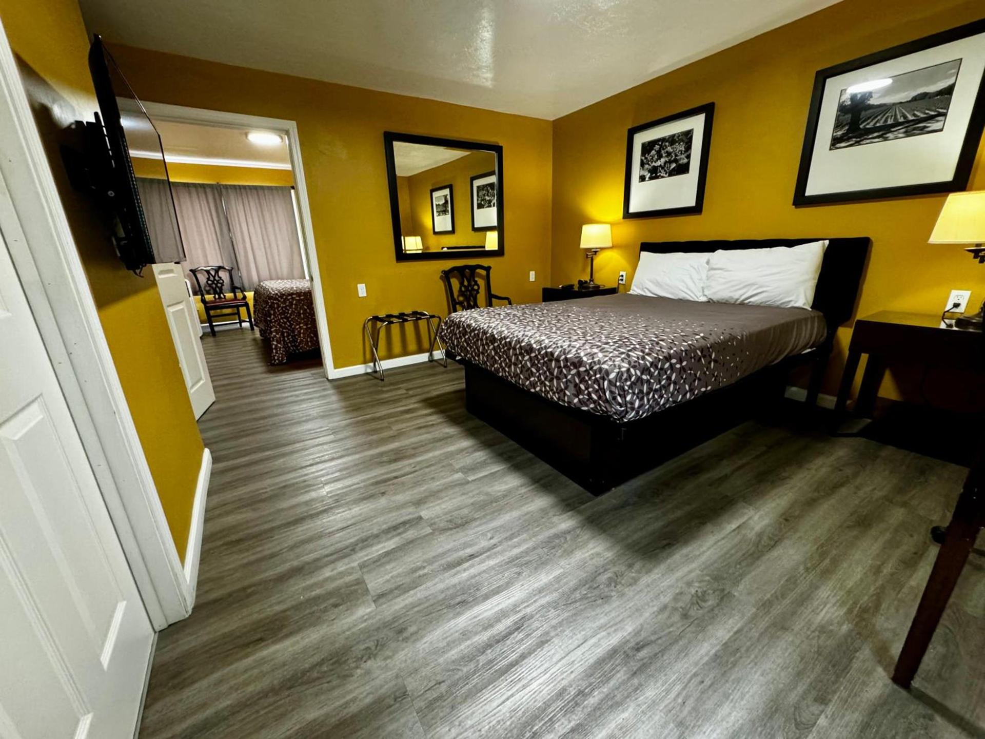Carmel Wayfarer Inn photo 9