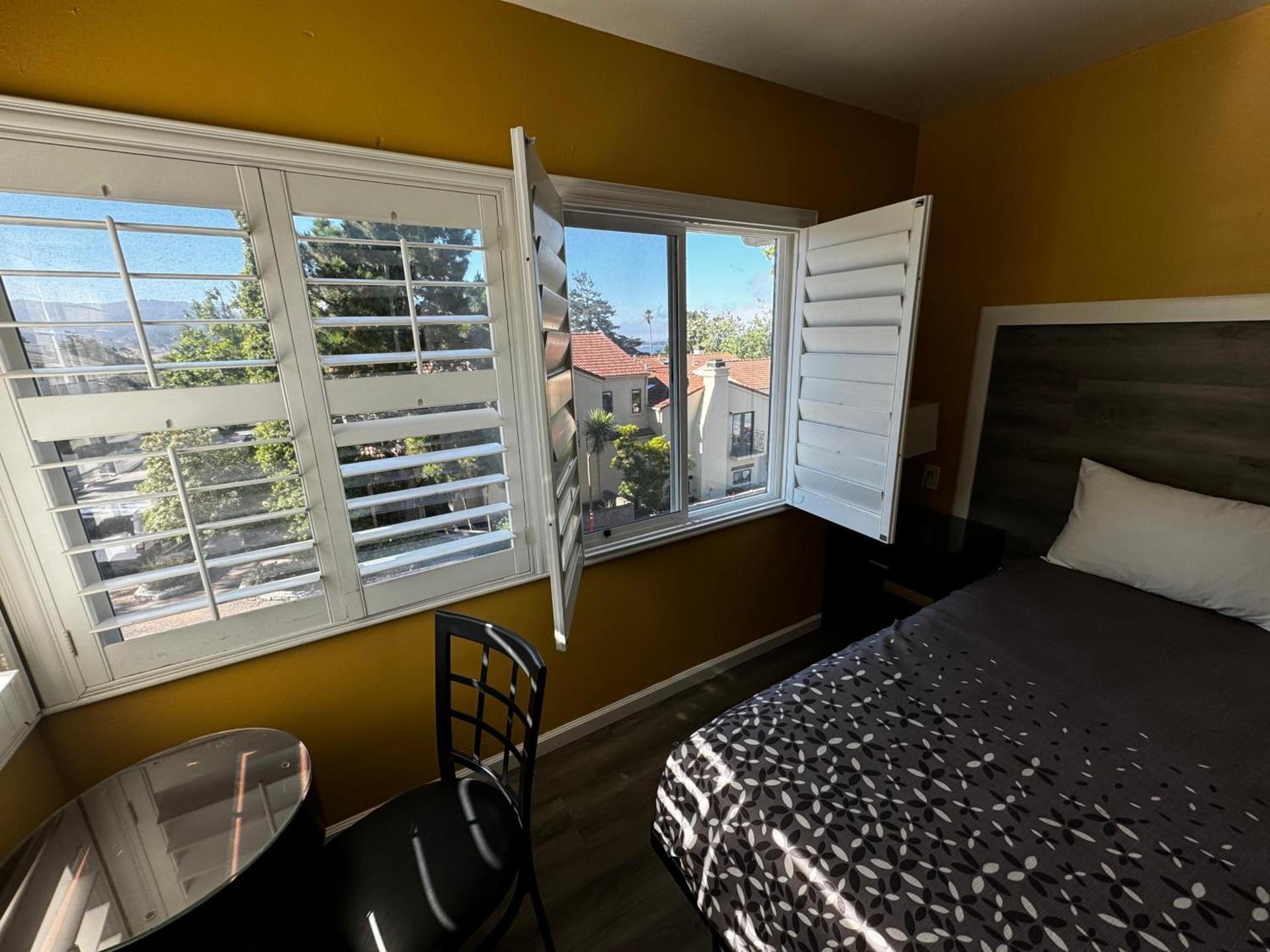 Carmel Wayfarer Inn photo 11
