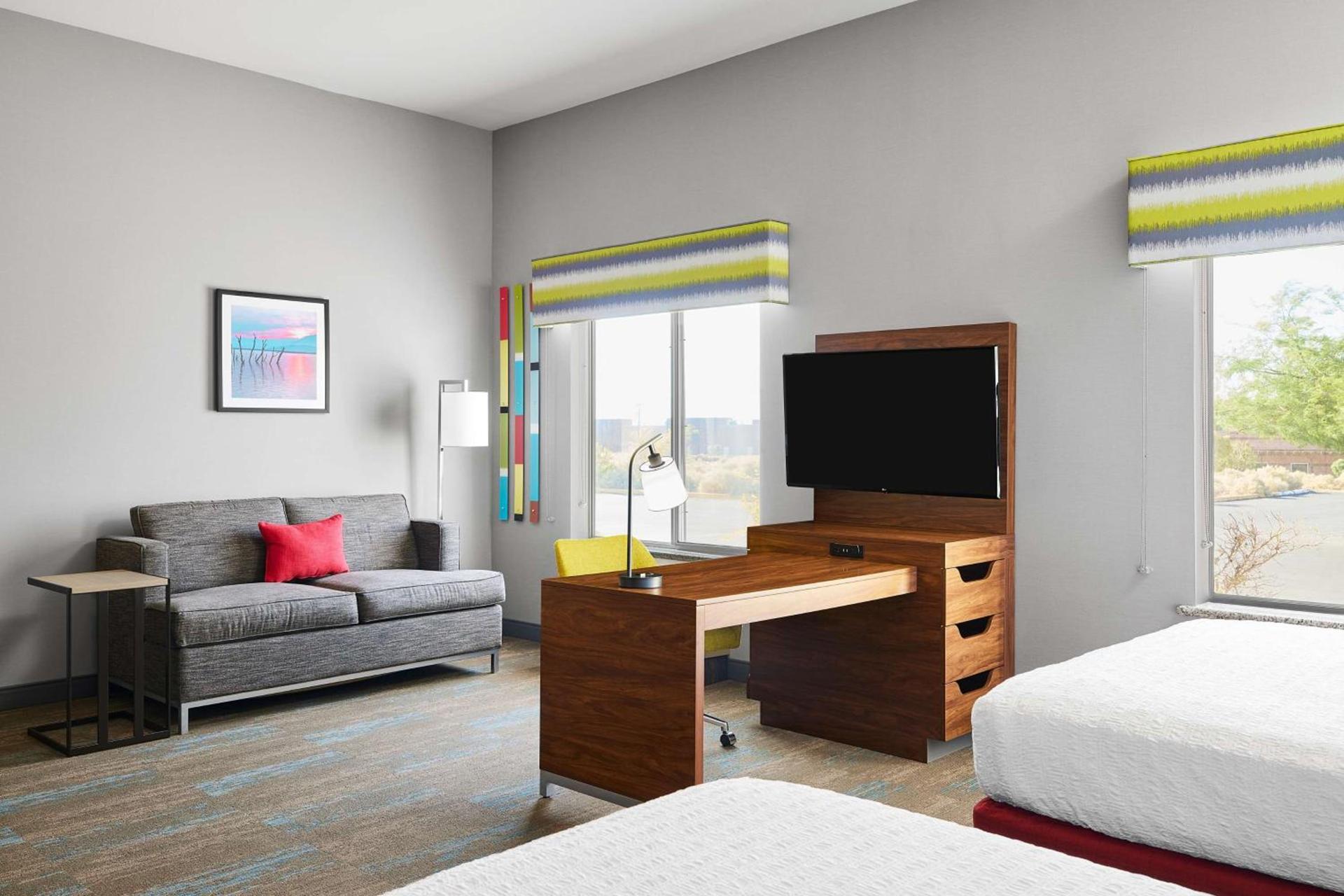 Hampton Inn & Suites Ridgecrest photo 17