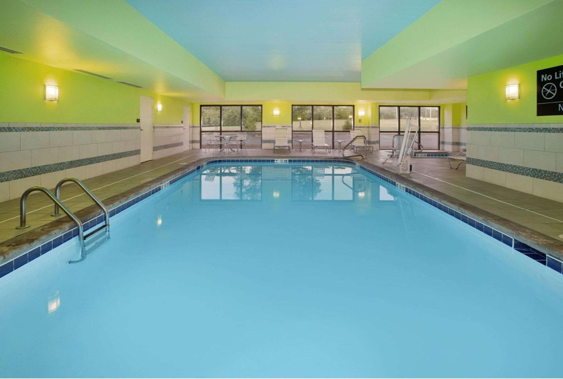 Hampton Inn Cincinnati Northwest Fairfield photo 6