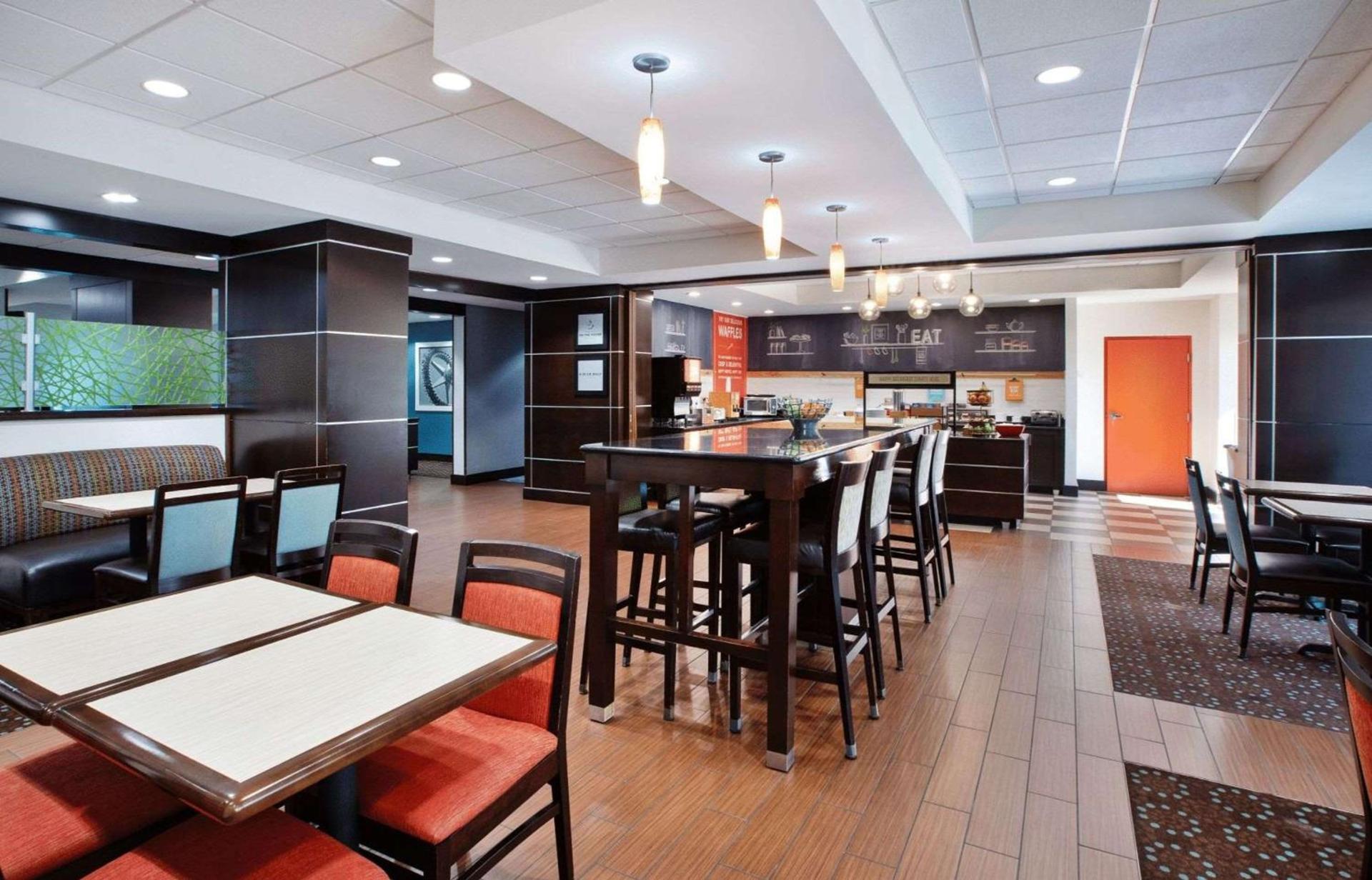 Hampton Inn Cincinnati Northwest Fairfield photo 7