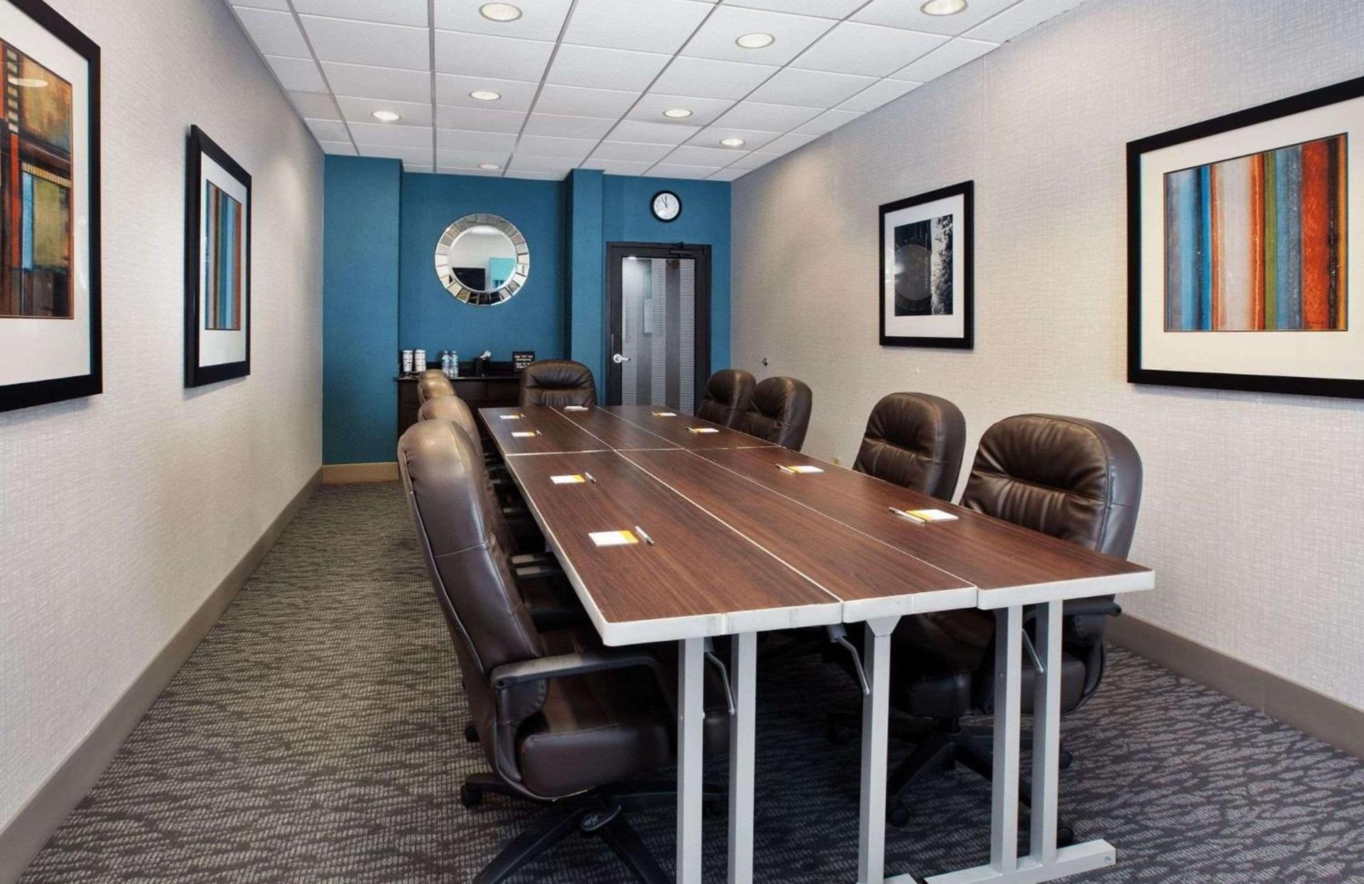 Hampton Inn Cincinnati Northwest Fairfield photo 22