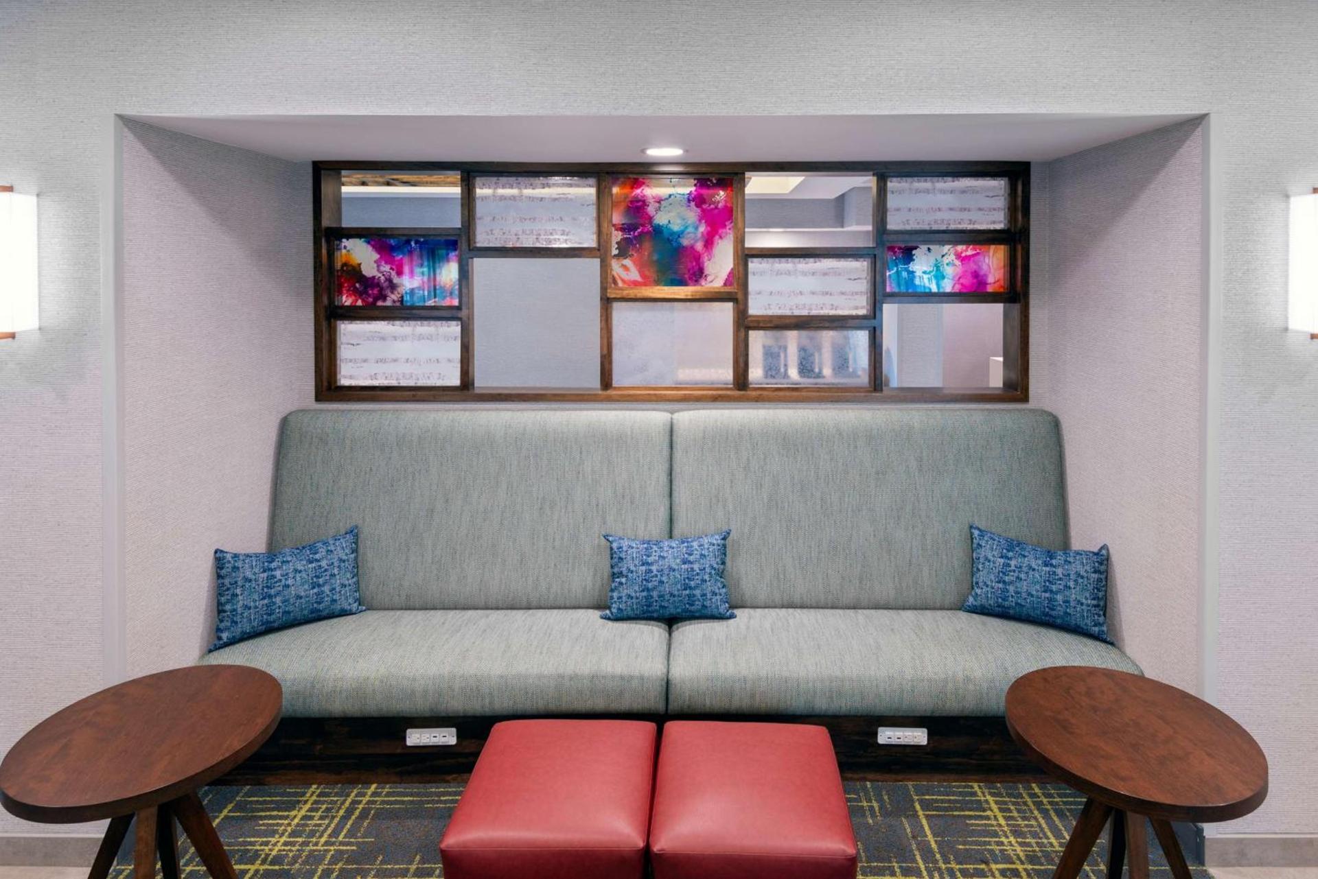 Hampton Inn Coventry-Warwick Area photo 5