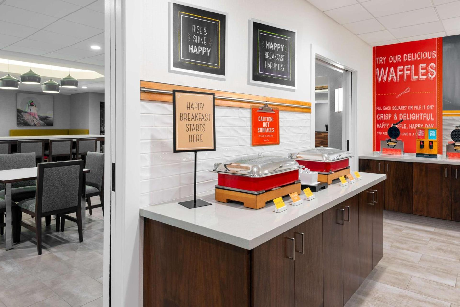 Hampton Inn Coventry-Warwick Area photo 14
