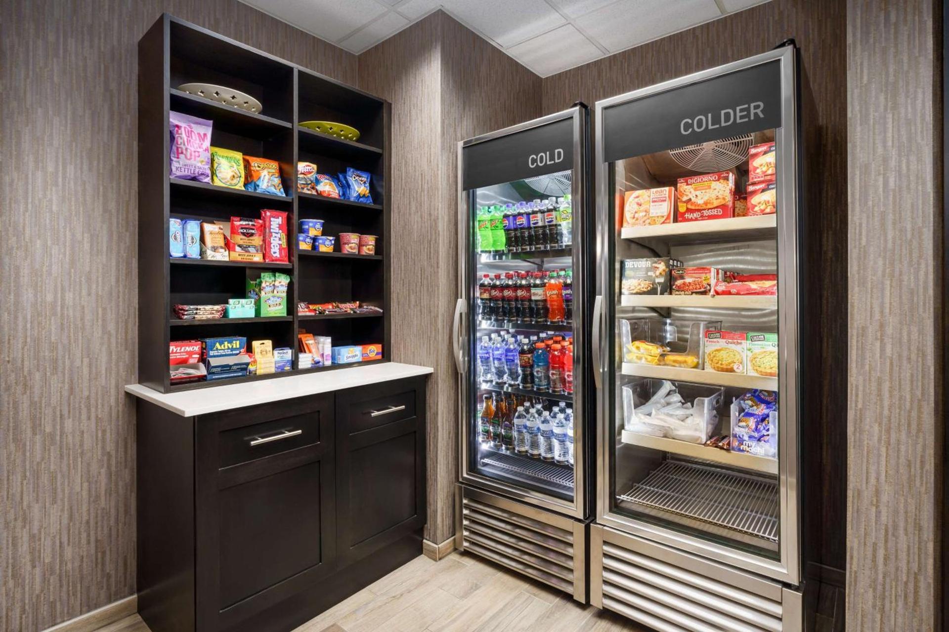 Homewood Suites by Hilton Erie photo 10
