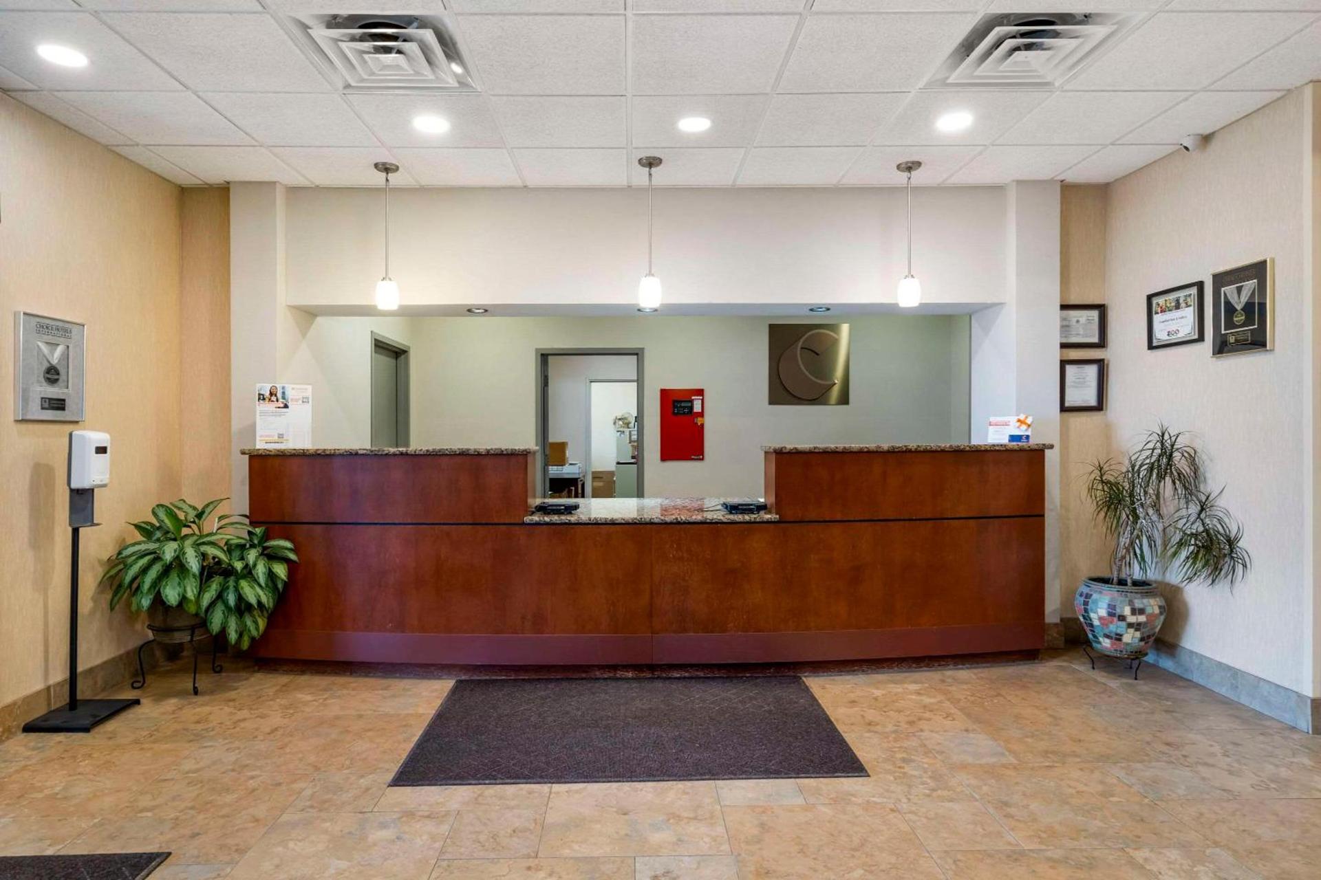 Comfort Inn & Suites Watertown - 1000 Islands photo 3