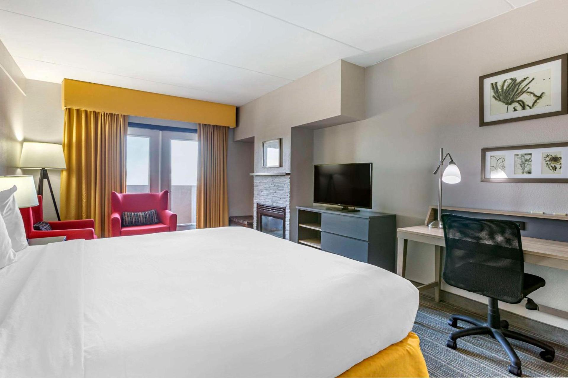 Country Inn & Suites by Radisson, Mesa, AZ photo 29