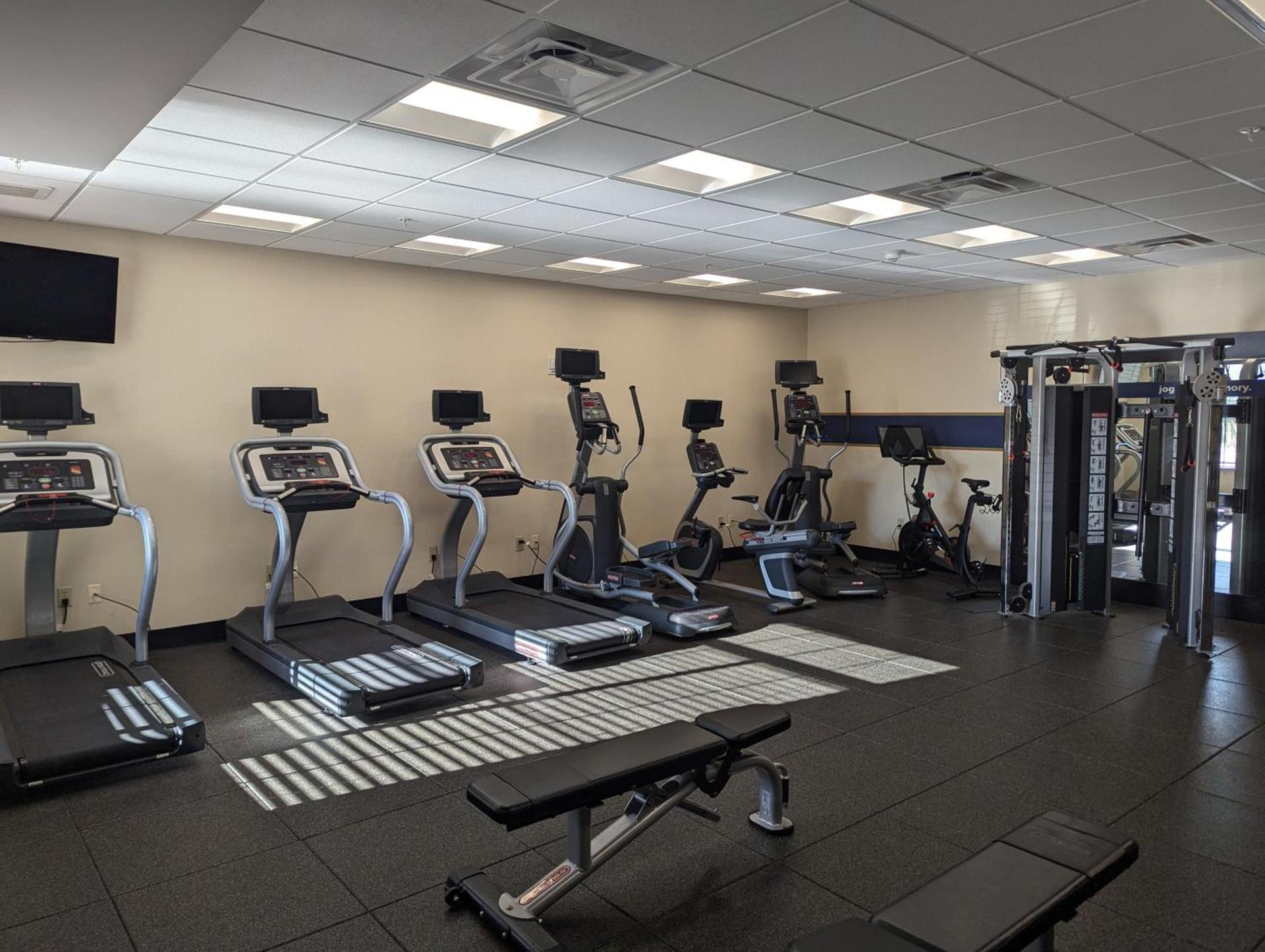 Hampton Inn & Suites Cazenovia, NY photo 45