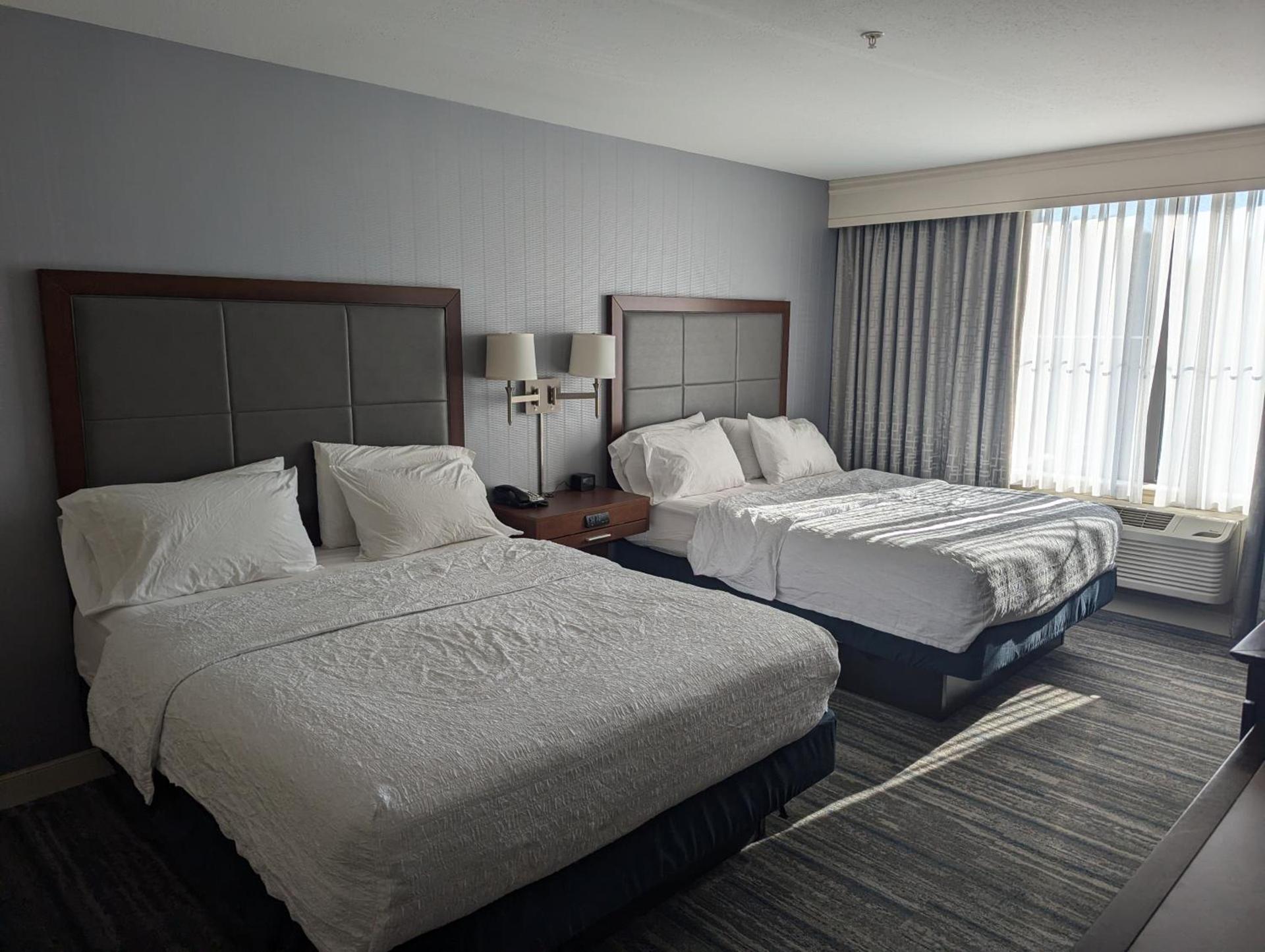 Hampton Inn & Suites Cazenovia, NY photo 43