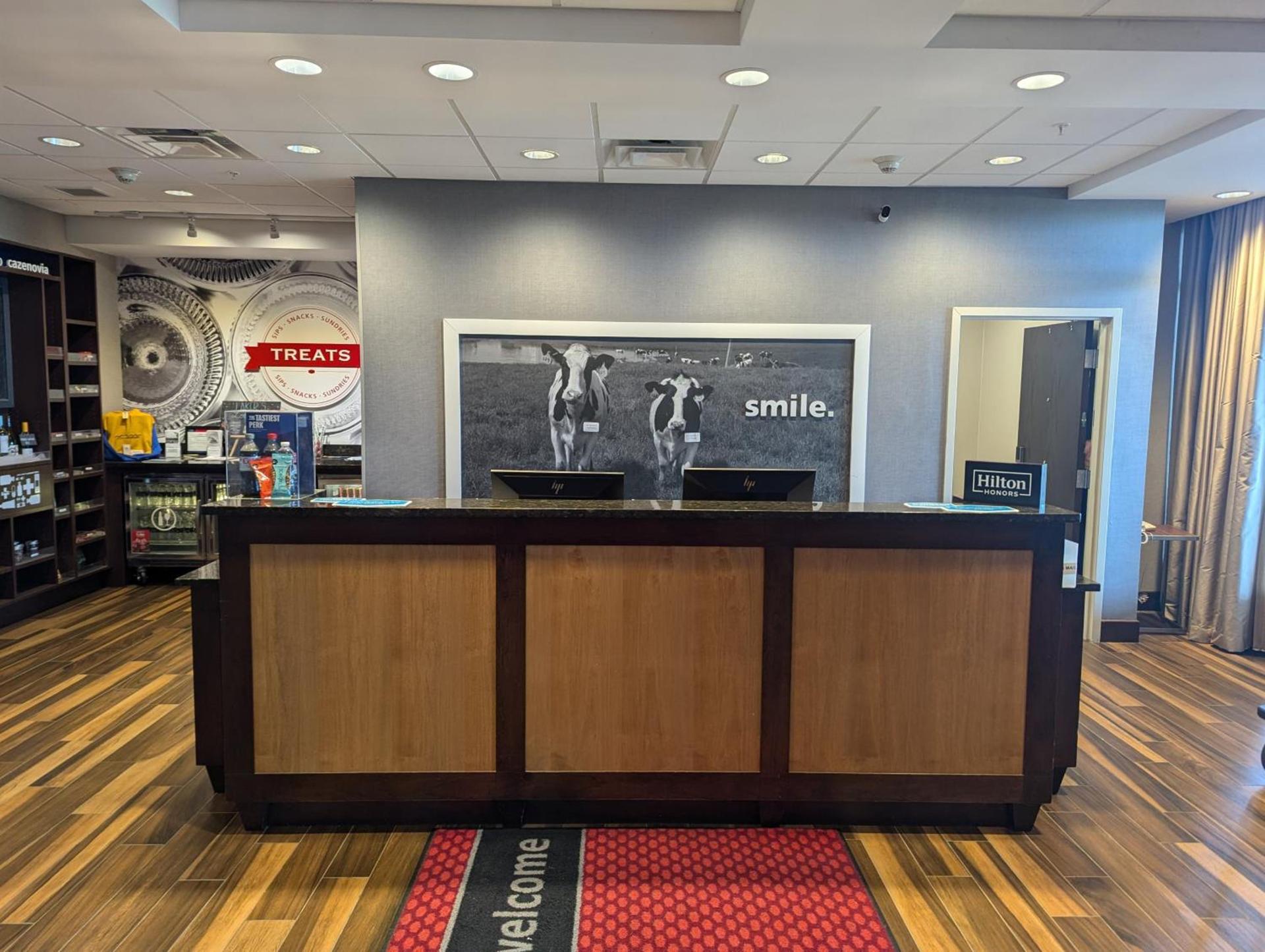 Hampton Inn & Suites Cazenovia, NY photo 56