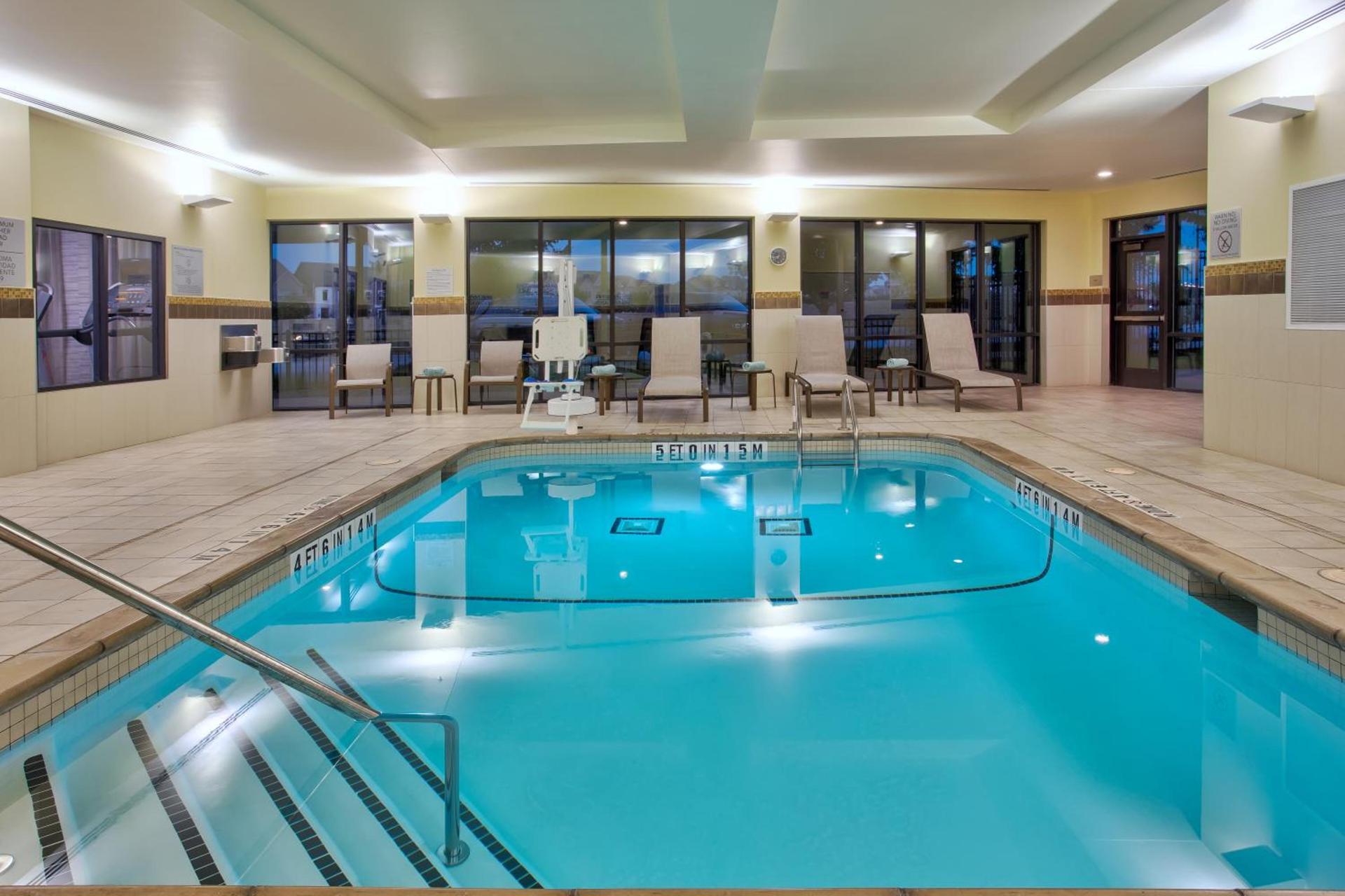 Courtyard by Marriott Dallas Flower Mound photo 2