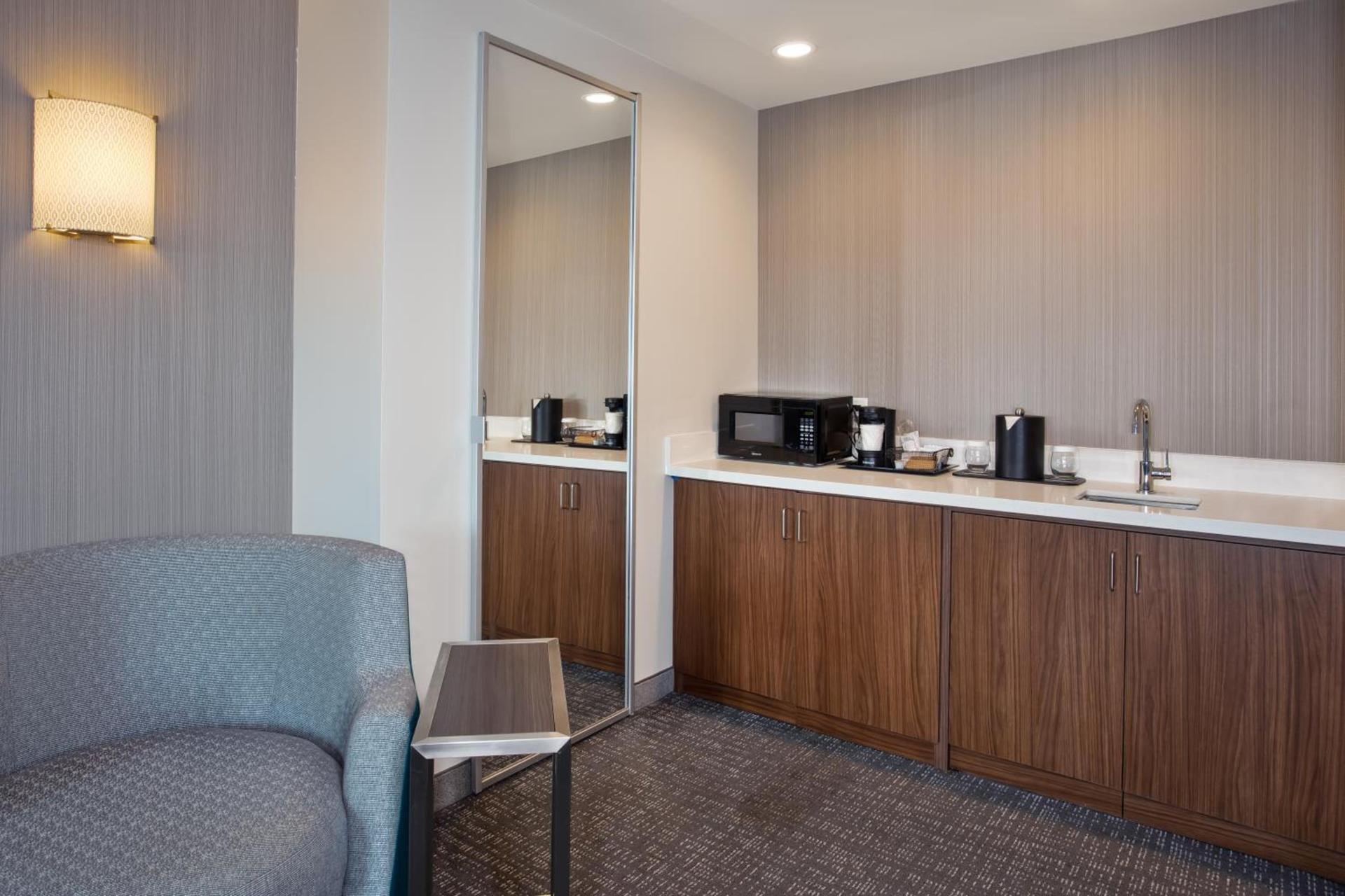 Courtyard by Marriott Dallas Flower Mound photo 55