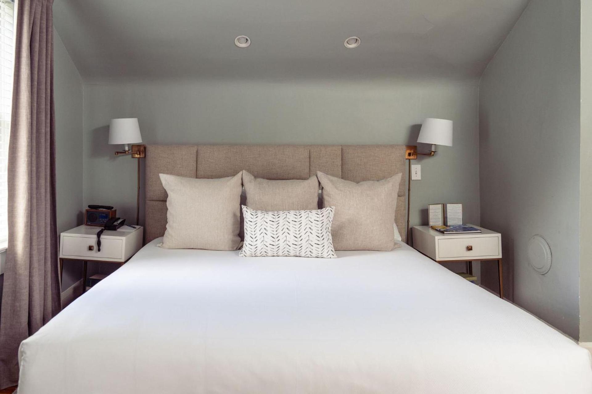 The Clifton photo 40