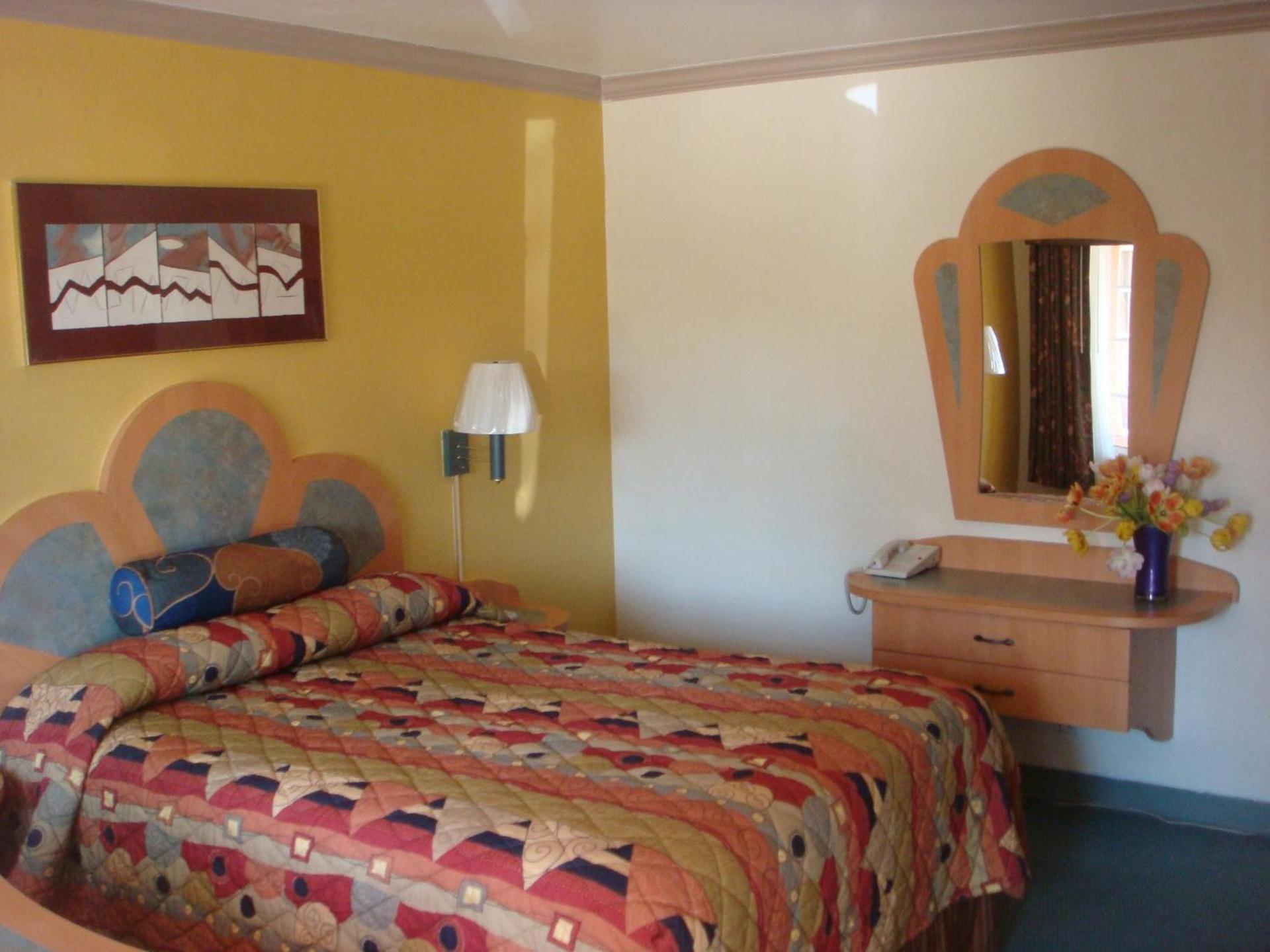 Economy Inn Los Banos photo 4