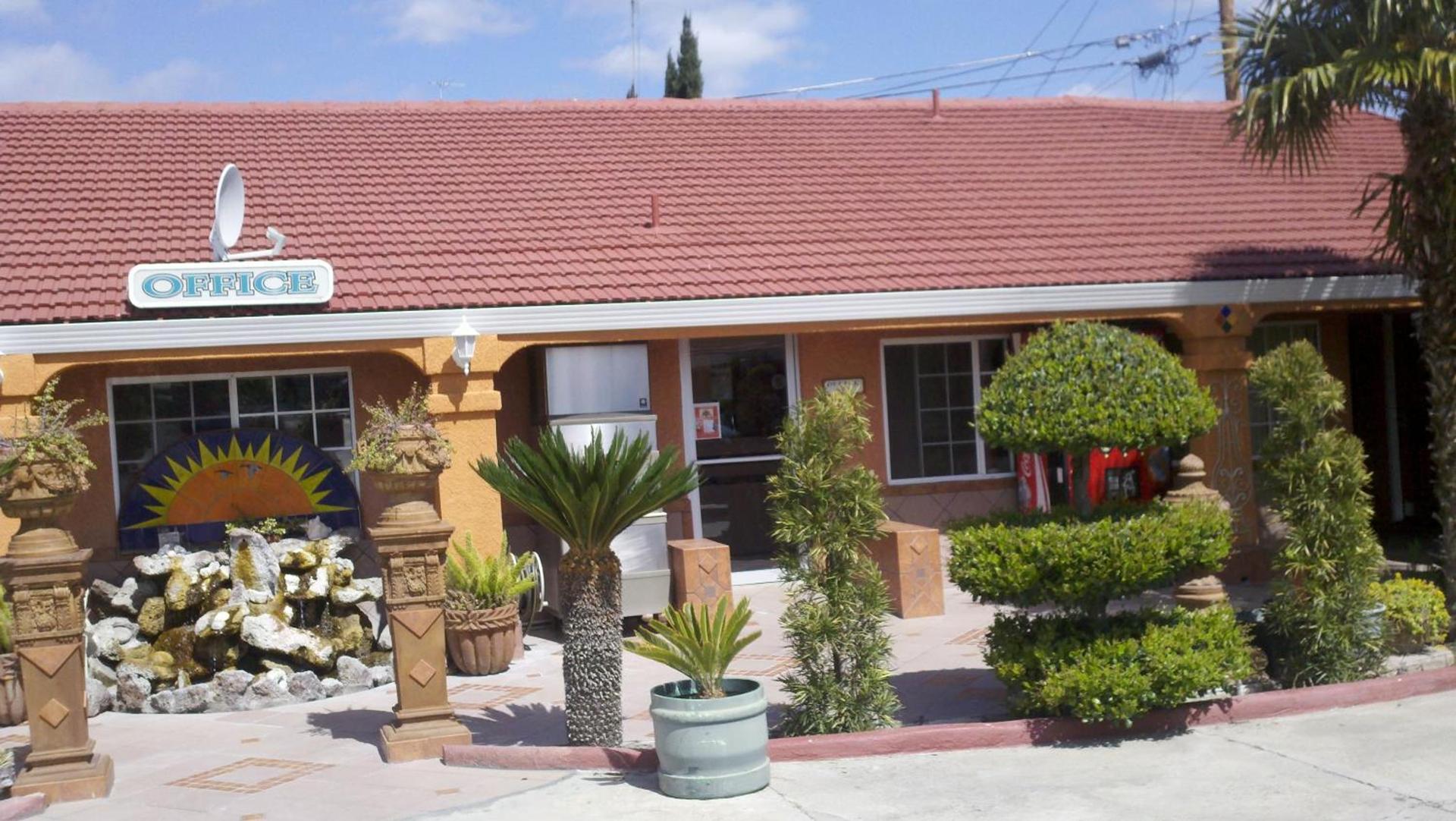 Economy Inn Los Banos photo 14