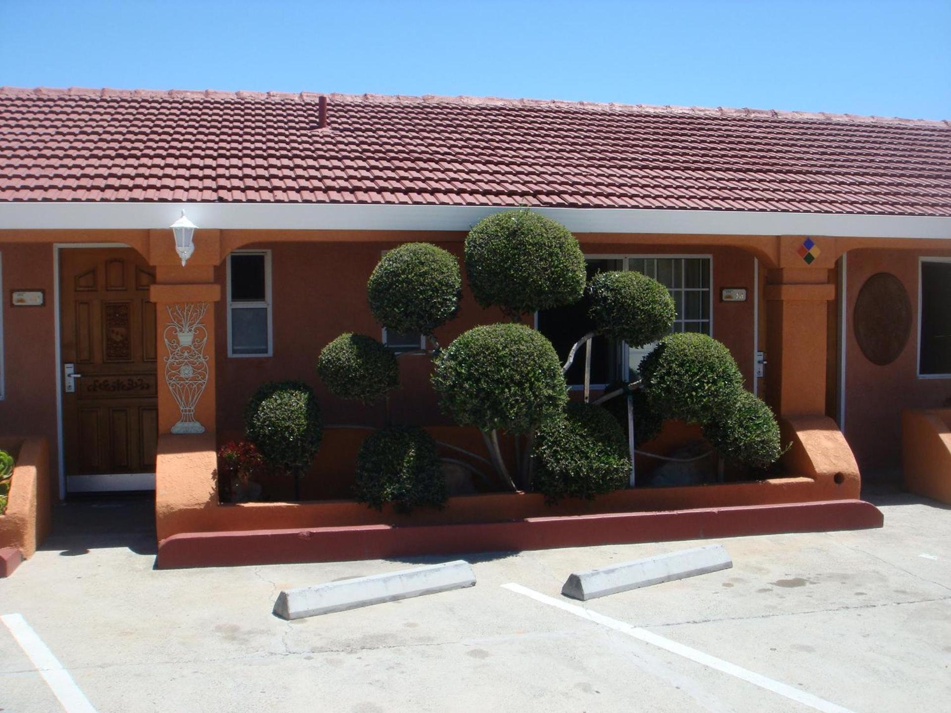 Economy Inn Los Banos photo 15