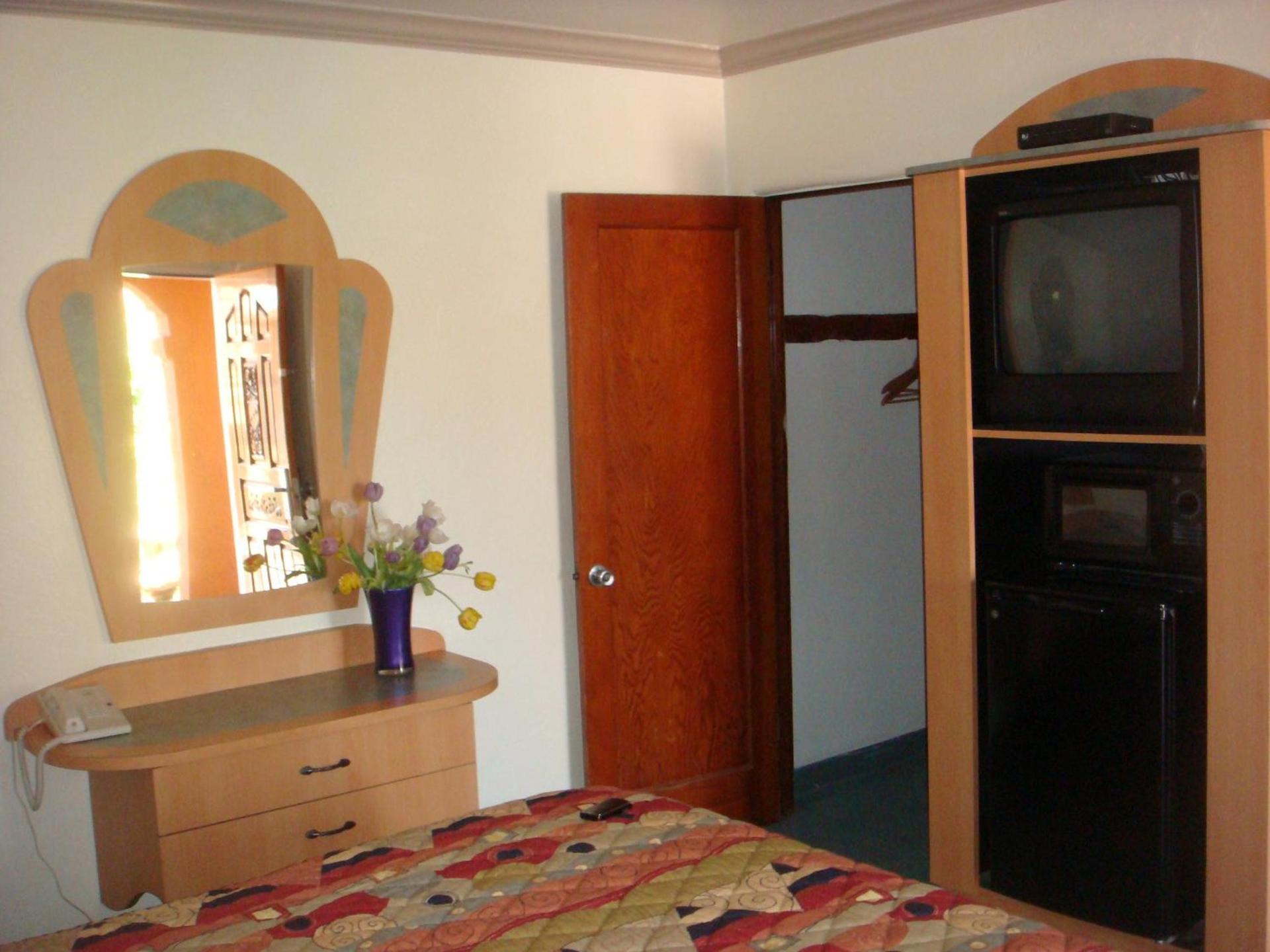 Economy Inn Los Banos photo 5
