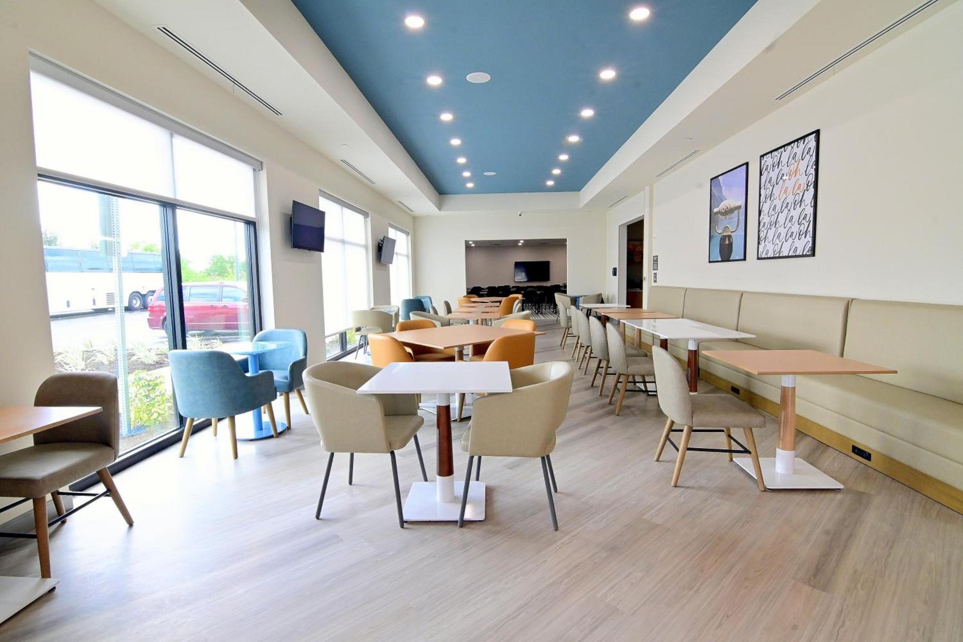 Comfort Suites Titusville near Kennedy Space Center photo 43