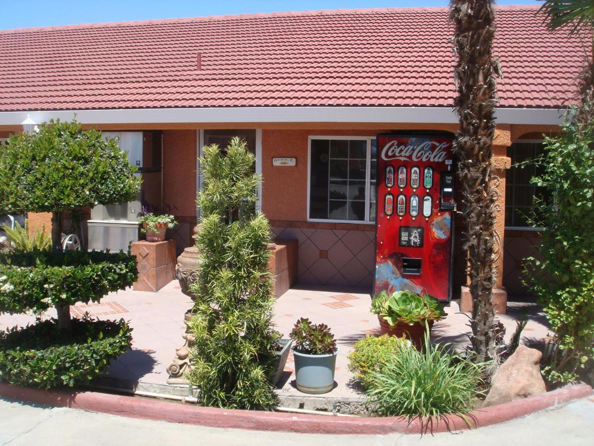 Economy Inn Los Banos photo 6