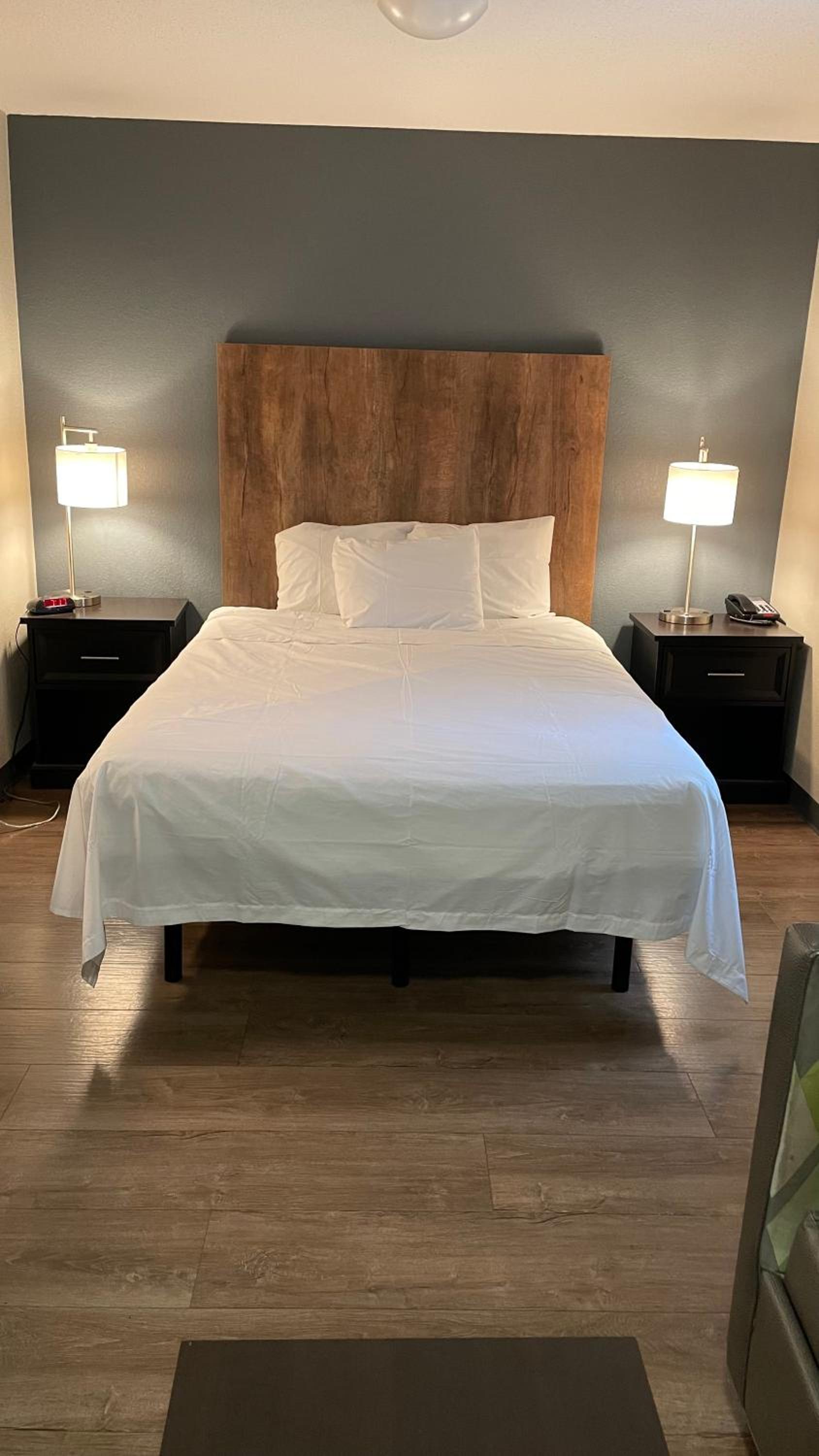 Sonesta Simply Suites Memphis photo 13