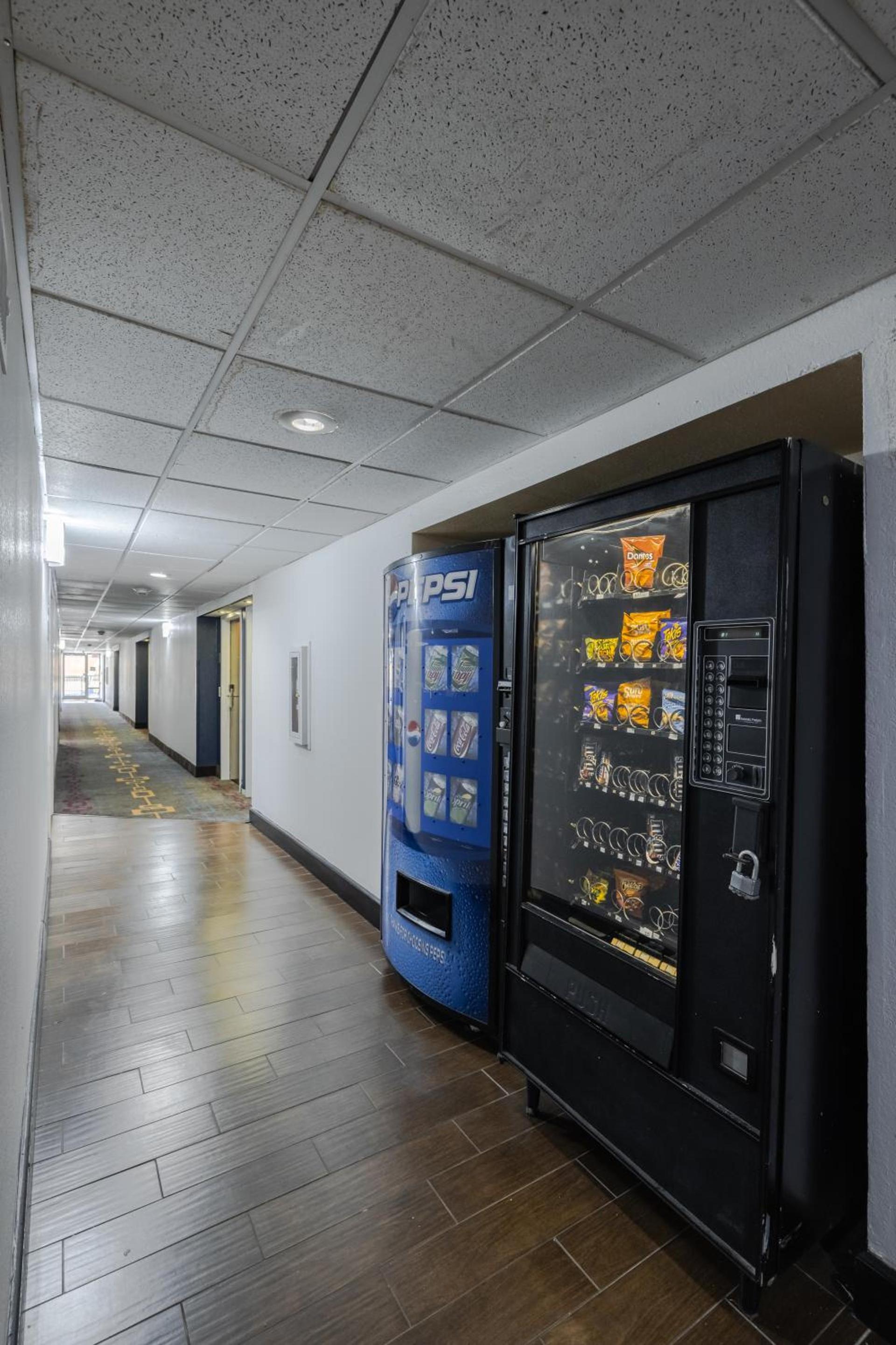 Quality Inn Olive Branch - Memphis South photo 7