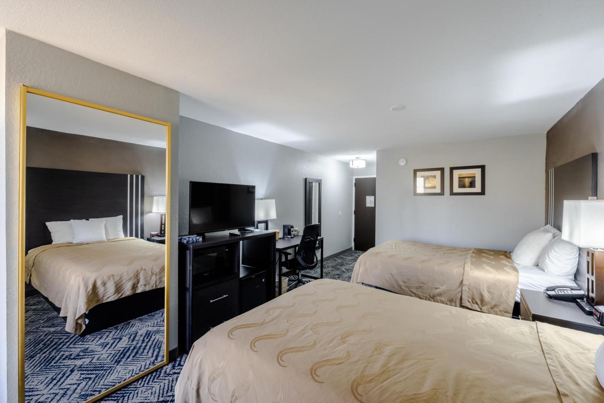 Quality Inn Olive Branch - Memphis South photo 38
