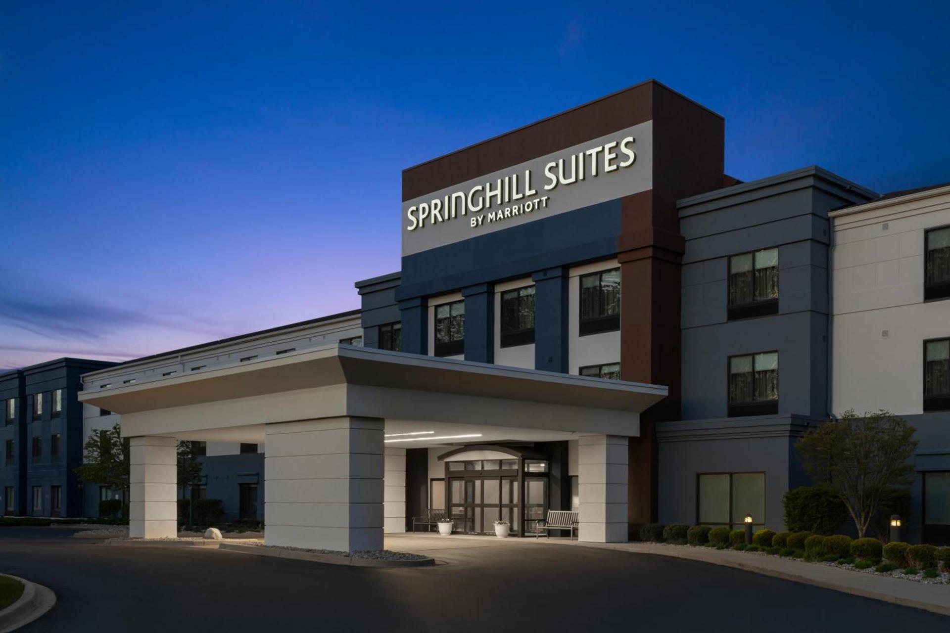 SpringHill Suites by Marriott Grand Rapids Airport Southeast photo 2