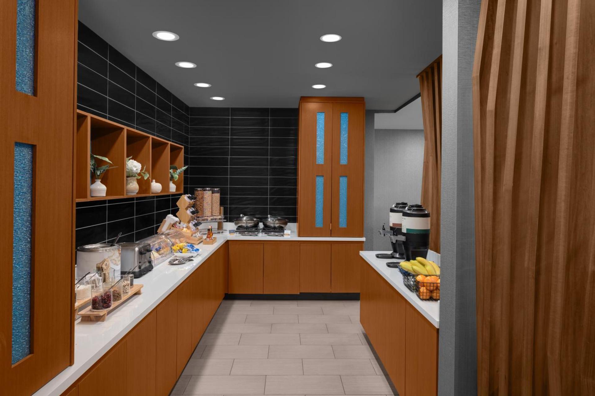 SpringHill Suites by Marriott Grand Rapids Airport Southeast photo 20