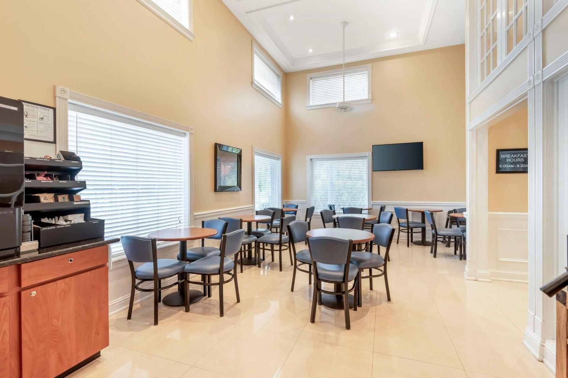 Best Western Plus Kingsland photo 20