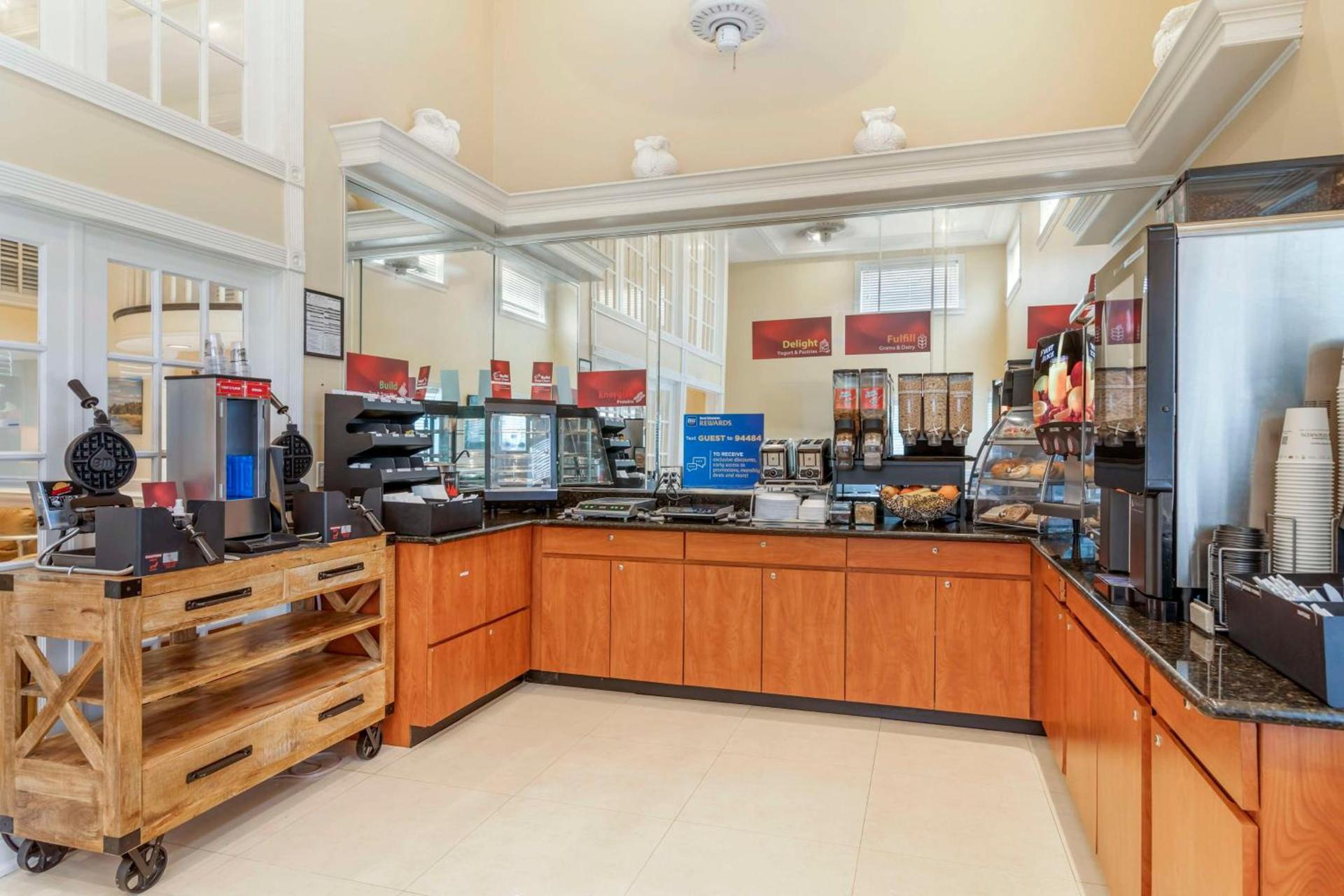 Best Western Plus Kingsland photo 35