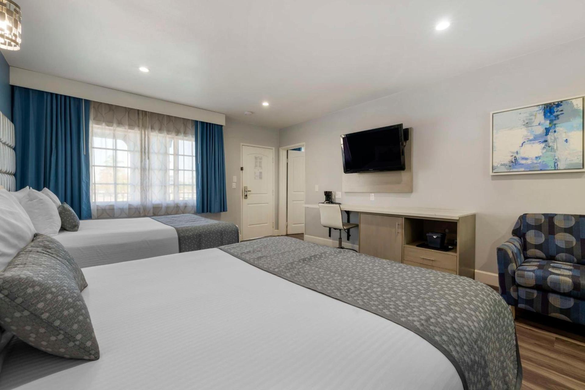 Best Western Orange Plaza photo 9
