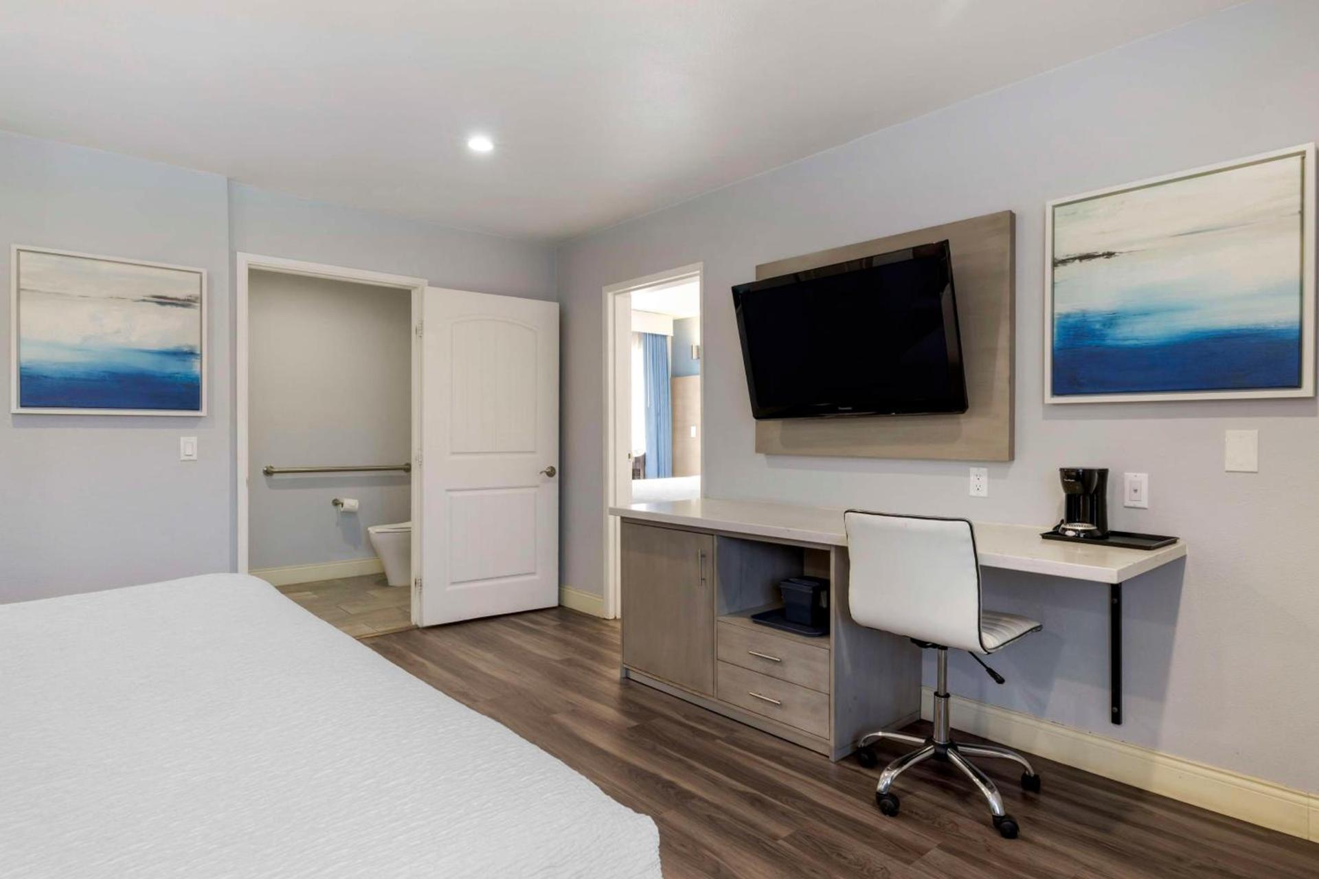 Best Western Orange Plaza photo 12