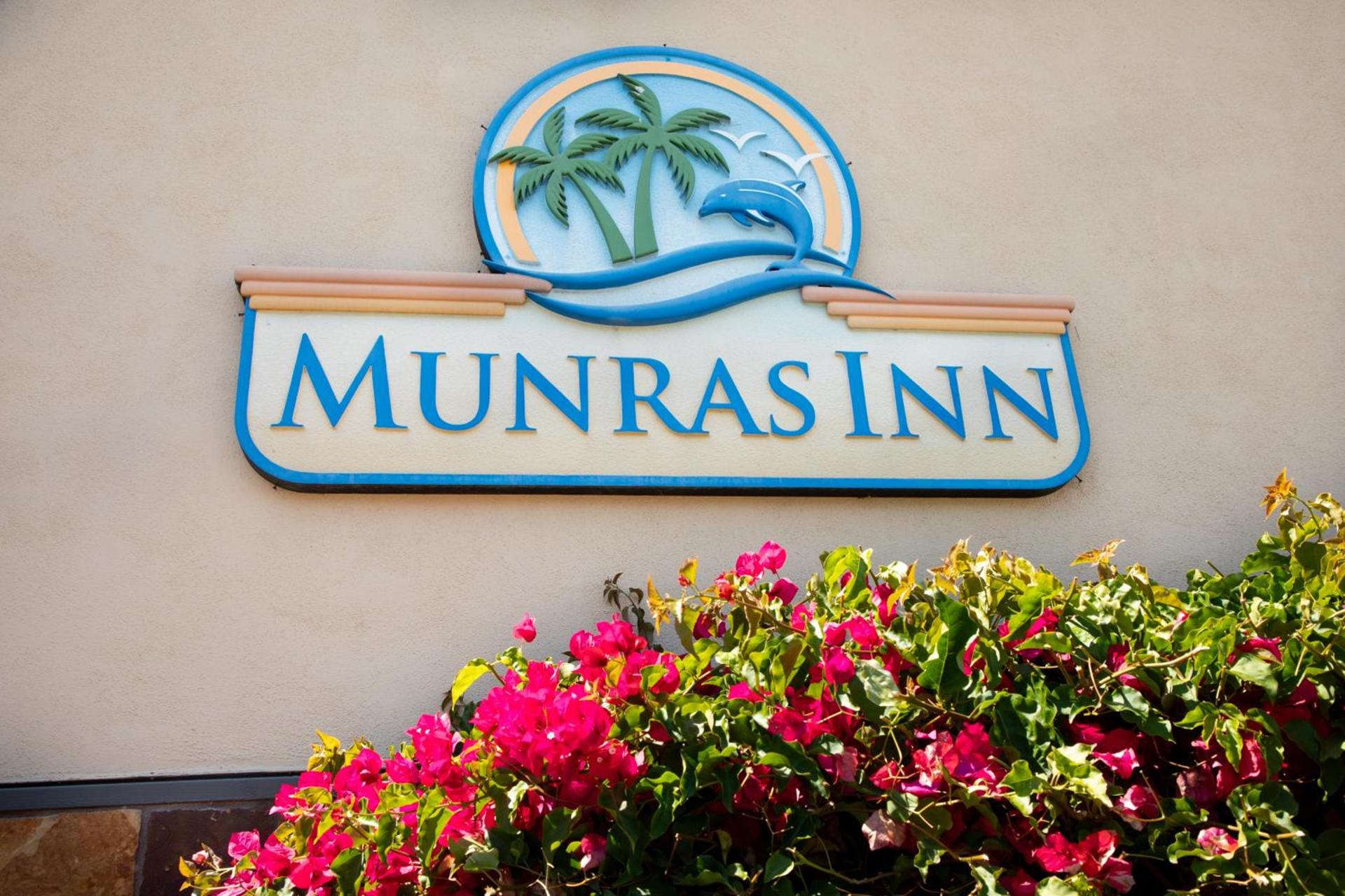 Munras Inn photo 46