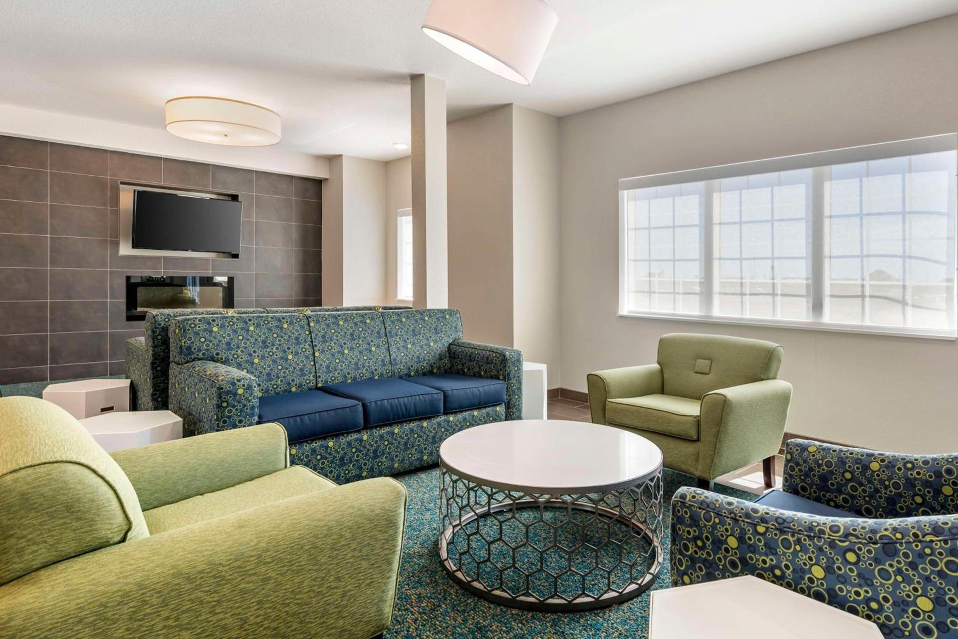 Best Western Limon photo 12
